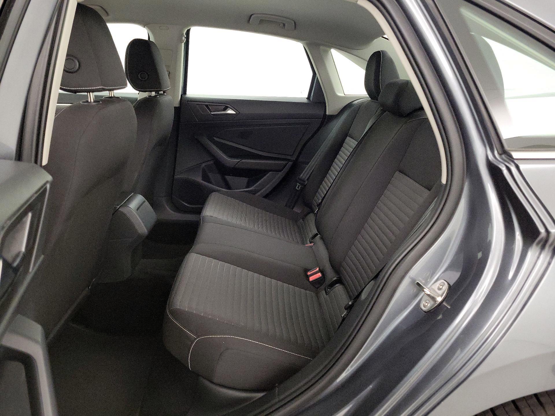 Thumbnail: 2023 Volkswagen Jetta - 18