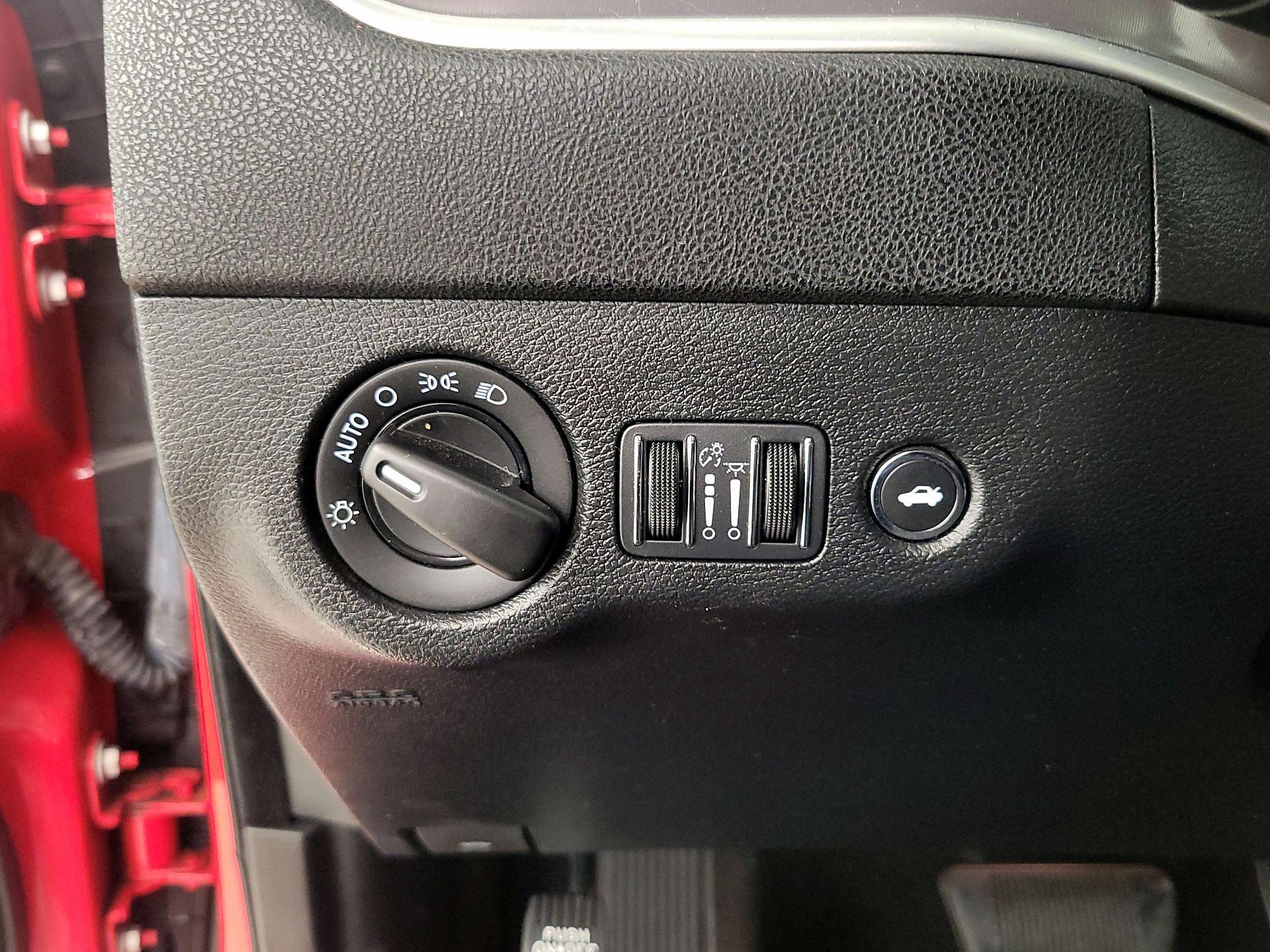 Thumbnail: 2022 Dodge Charger - 13