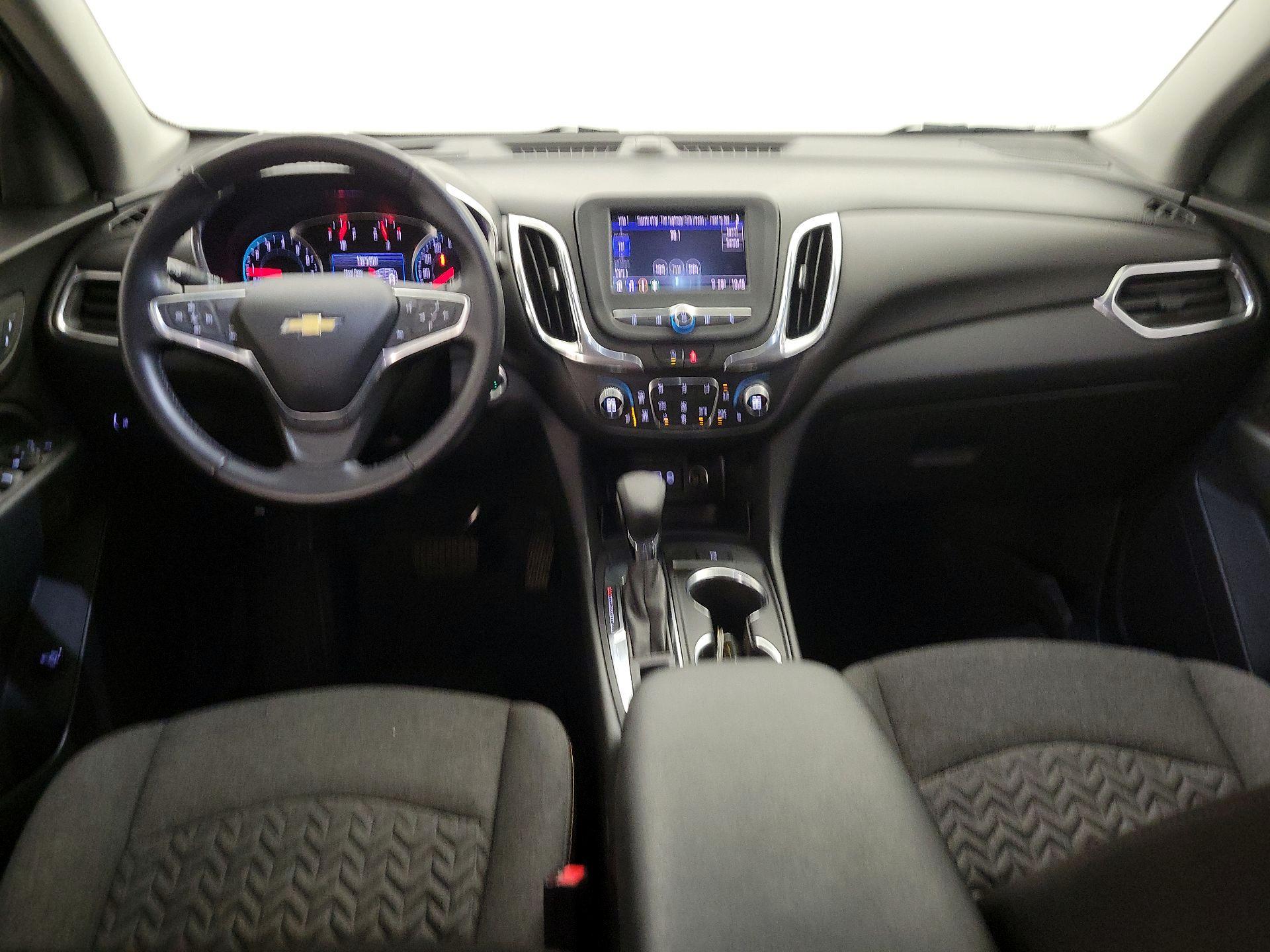 Thumbnail: 2022 Chevrolet Equinox - 9