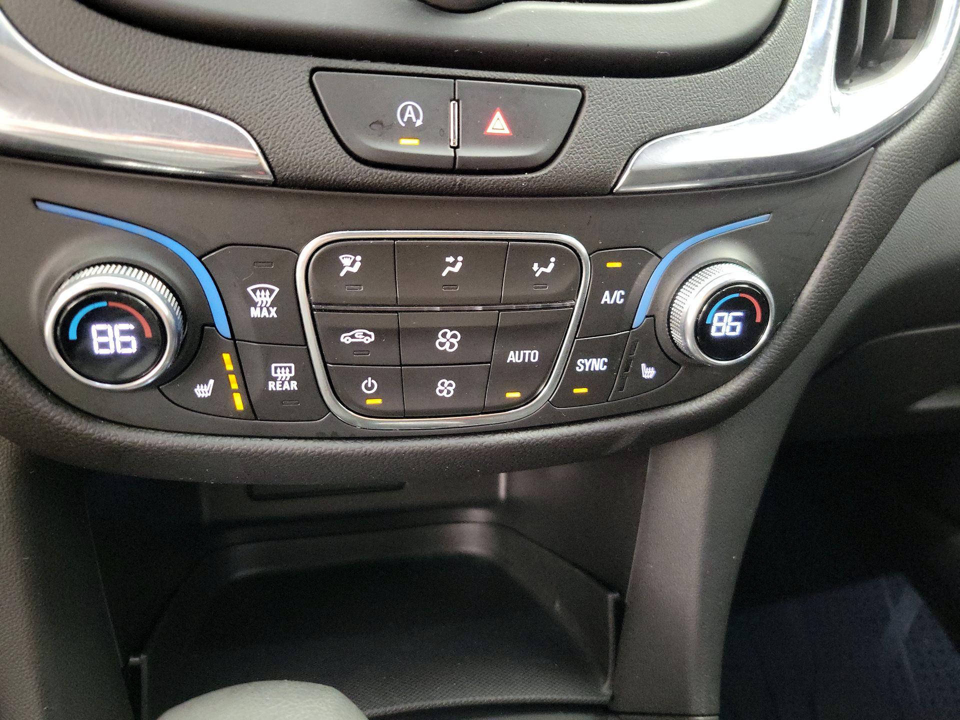 Thumbnail: 2022 Chevrolet Equinox - 16