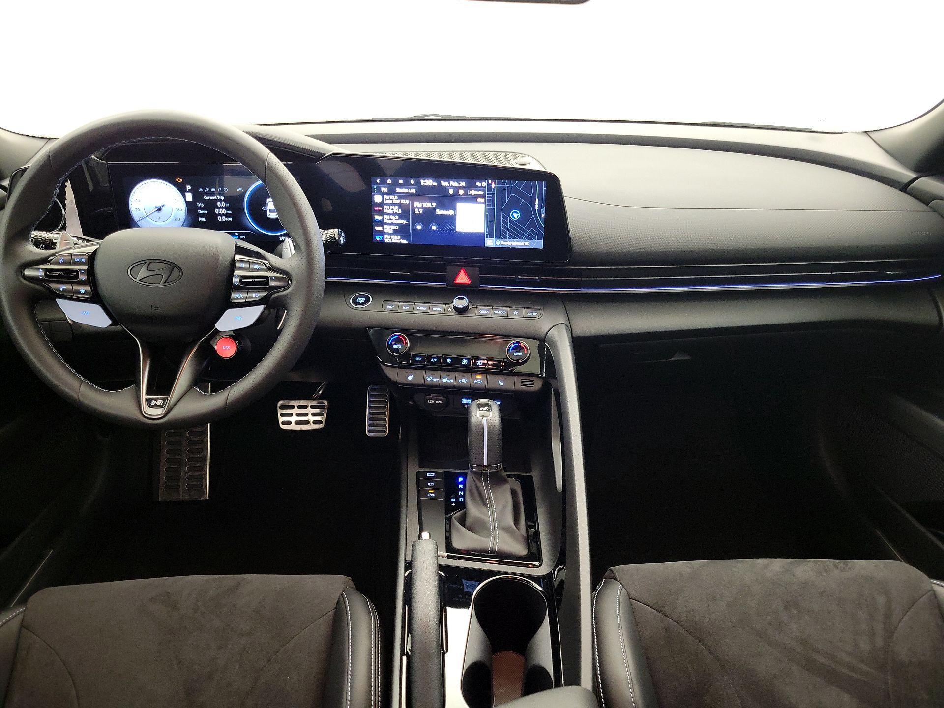 Thumbnail: 2025 Hyundai Elantra - 9