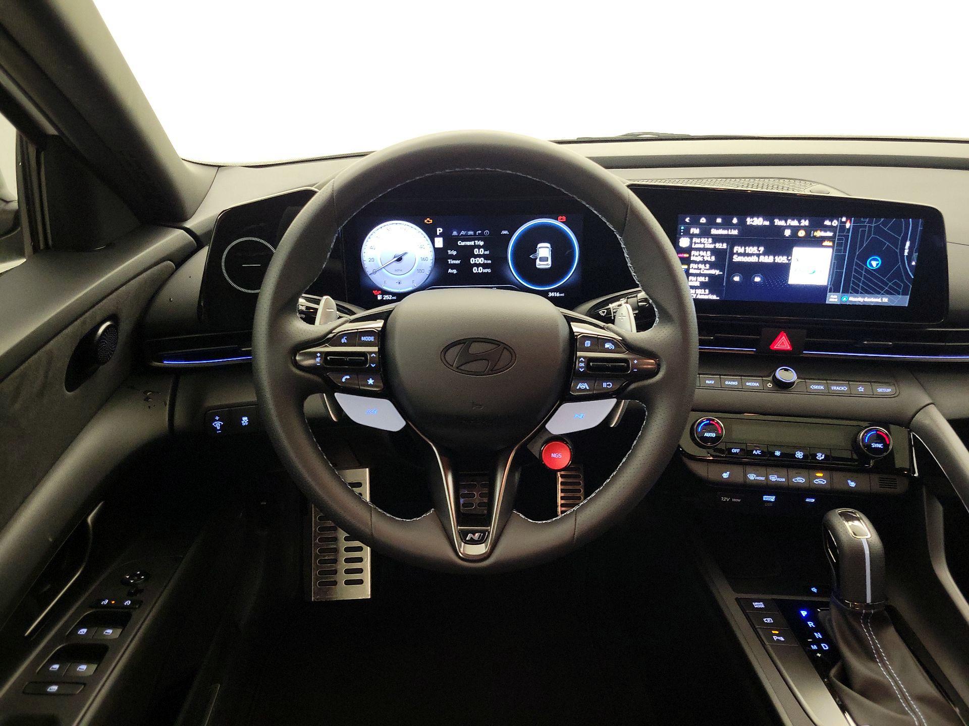 Thumbnail: 2025 Hyundai Elantra - 10