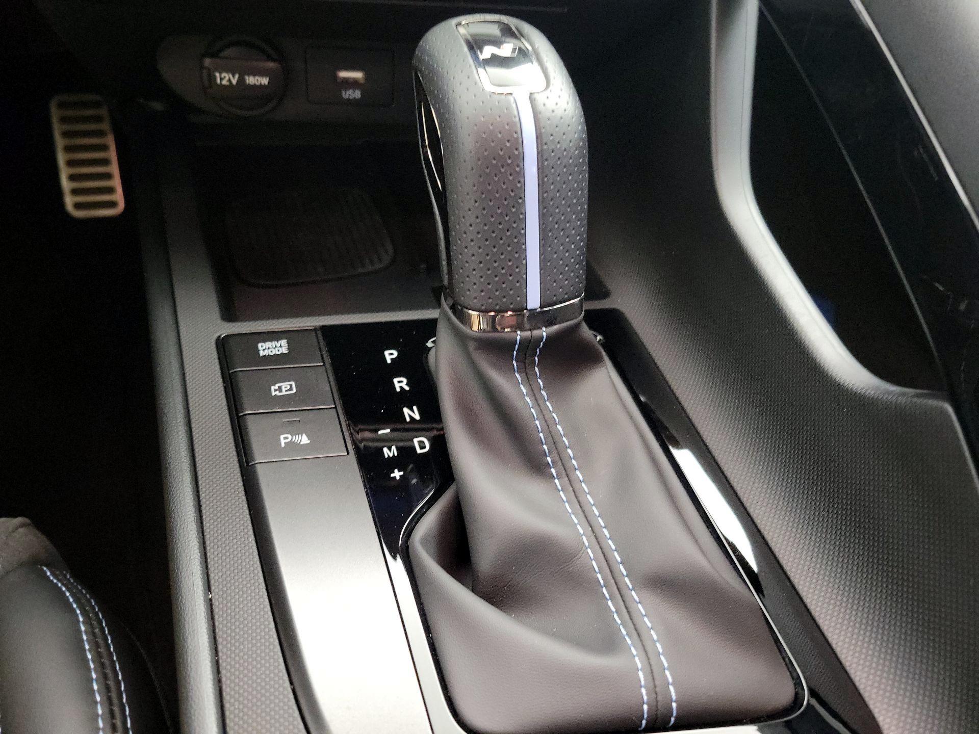 Thumbnail: 2025 Hyundai Elantra - 17