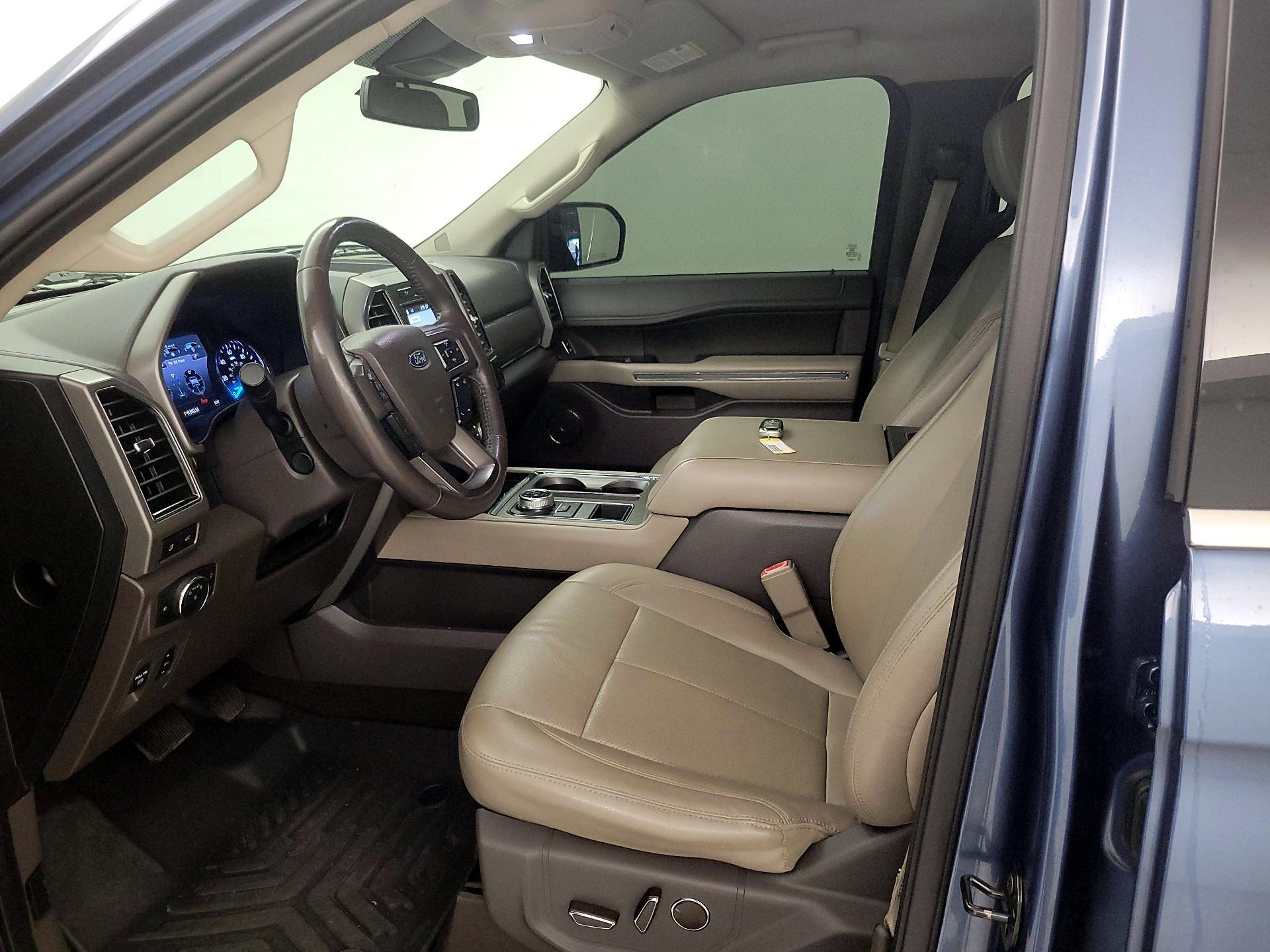 Thumbnail: 2019 Ford Expedition - 11