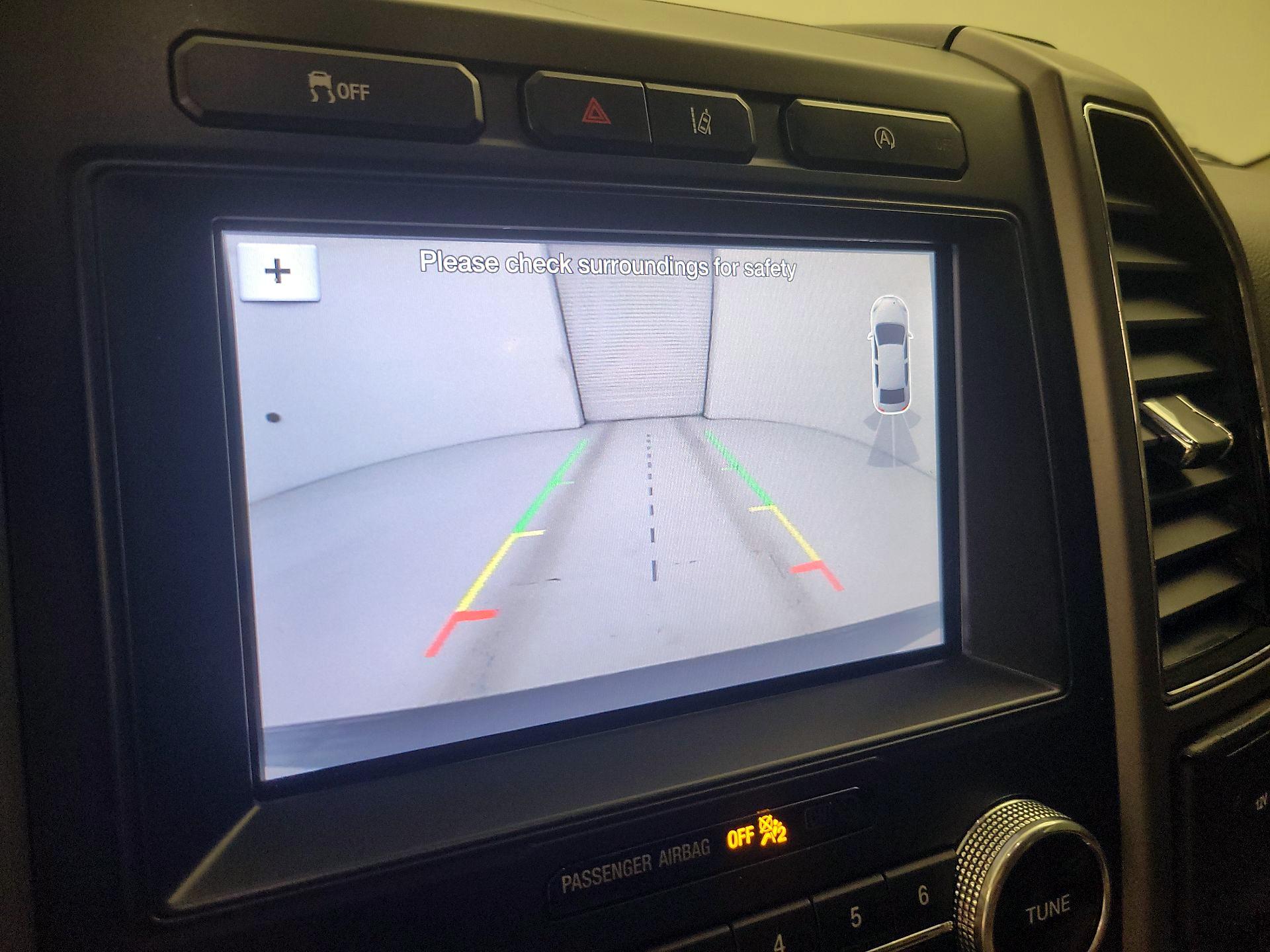 Thumbnail: 2019 Ford Expedition - 14