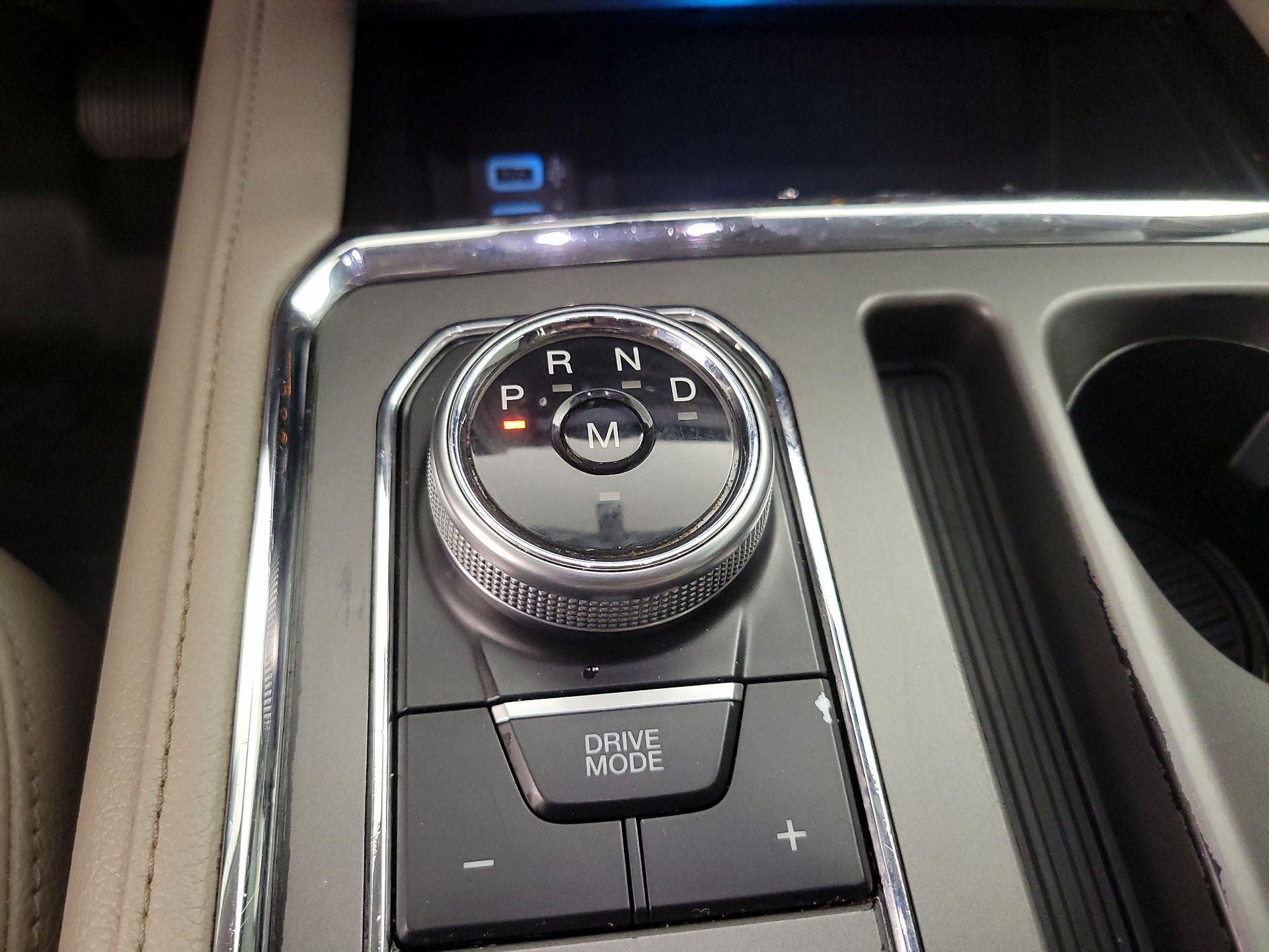 Thumbnail: 2019 Ford Expedition - 17