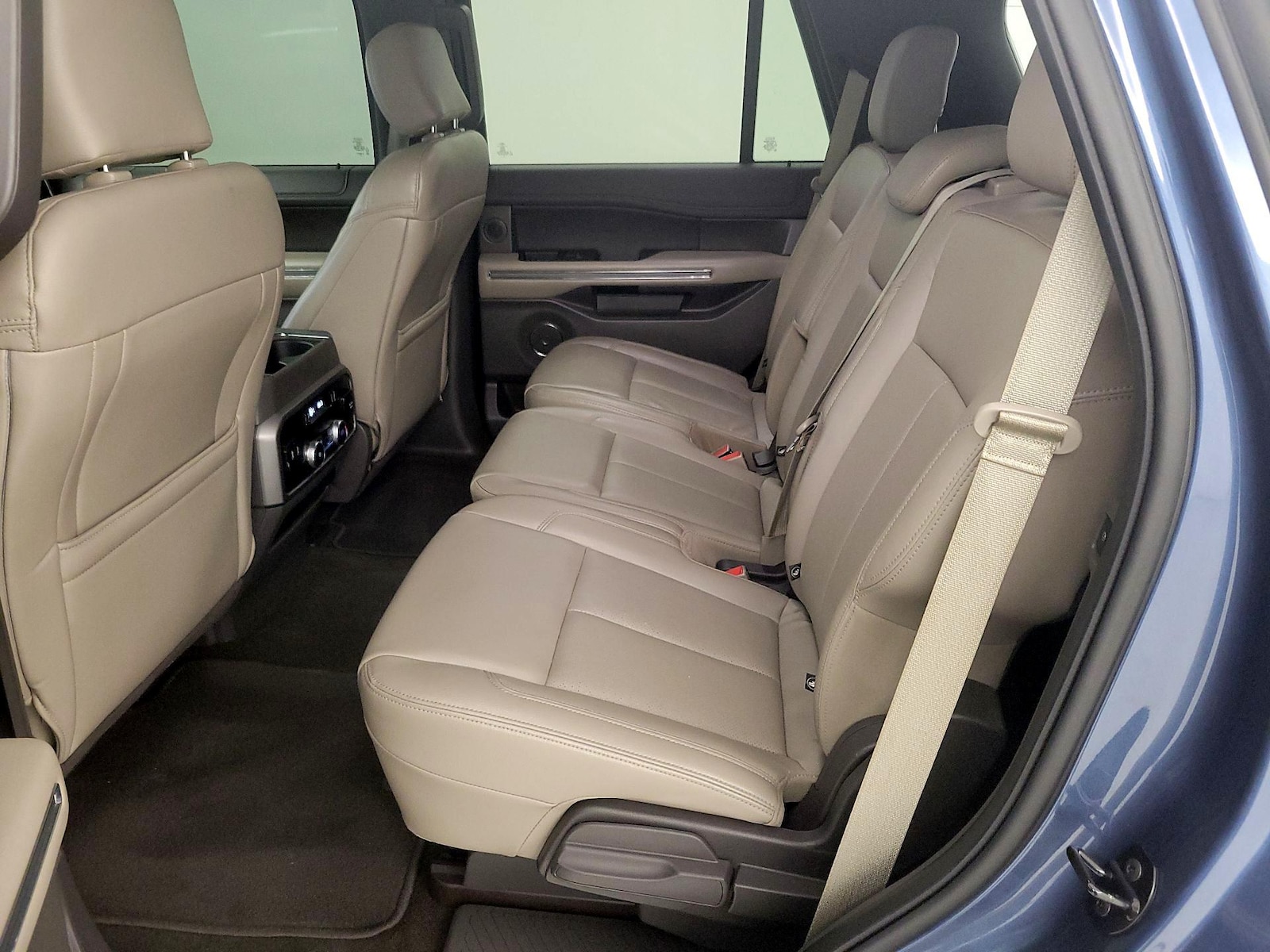 Rear Air Conditioning