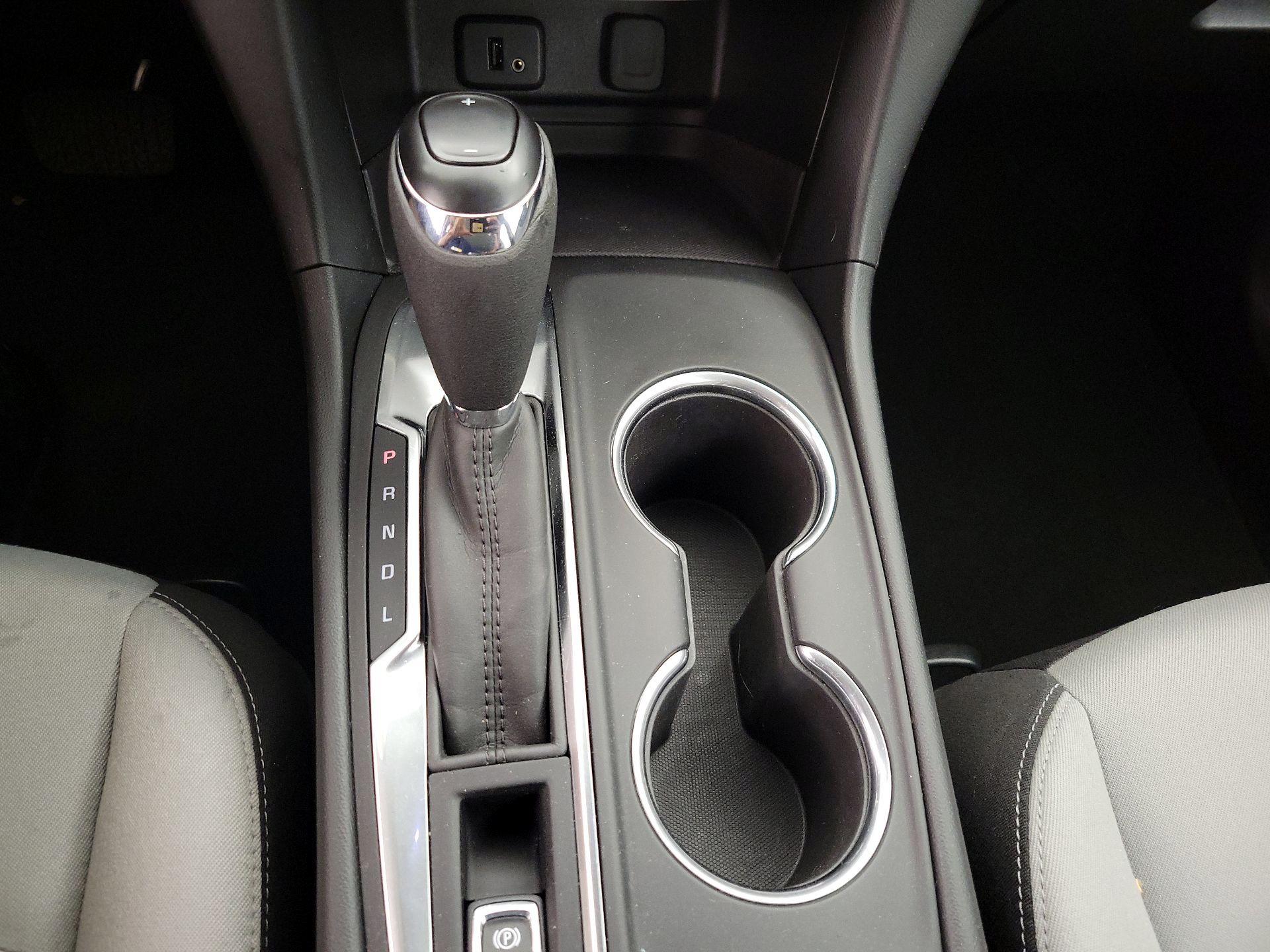 Thumbnail: 2018 Chevrolet Equinox - 17