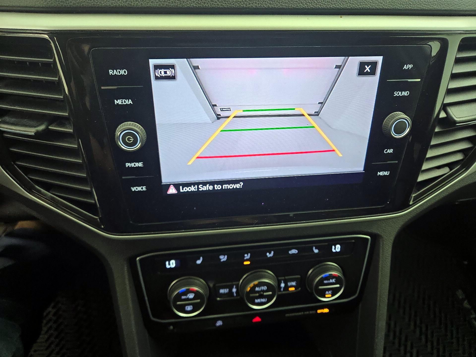 Thumbnail: 2023 Volkswagen Atlas - 14