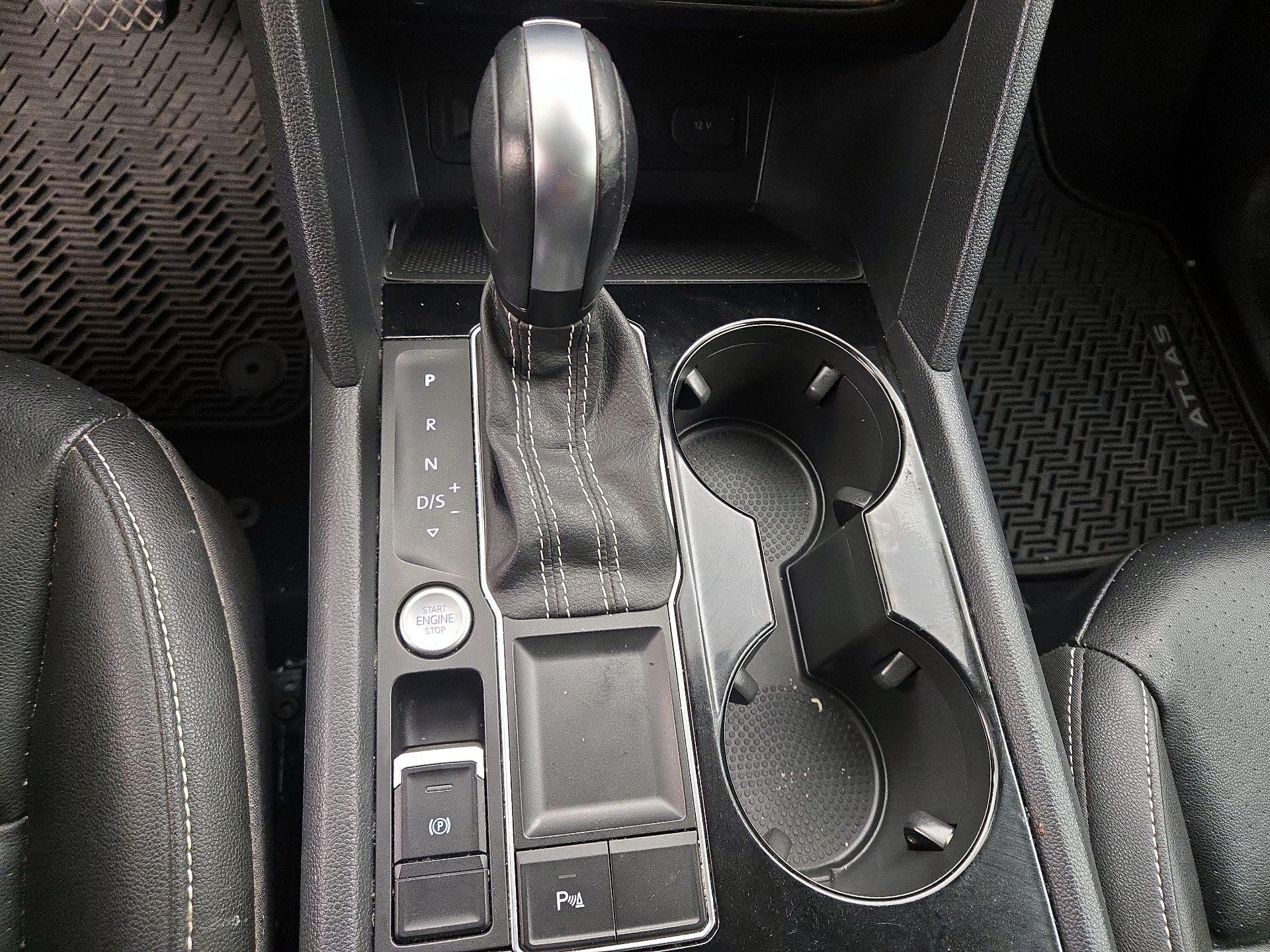 Thumbnail: 2023 Volkswagen Atlas - 17