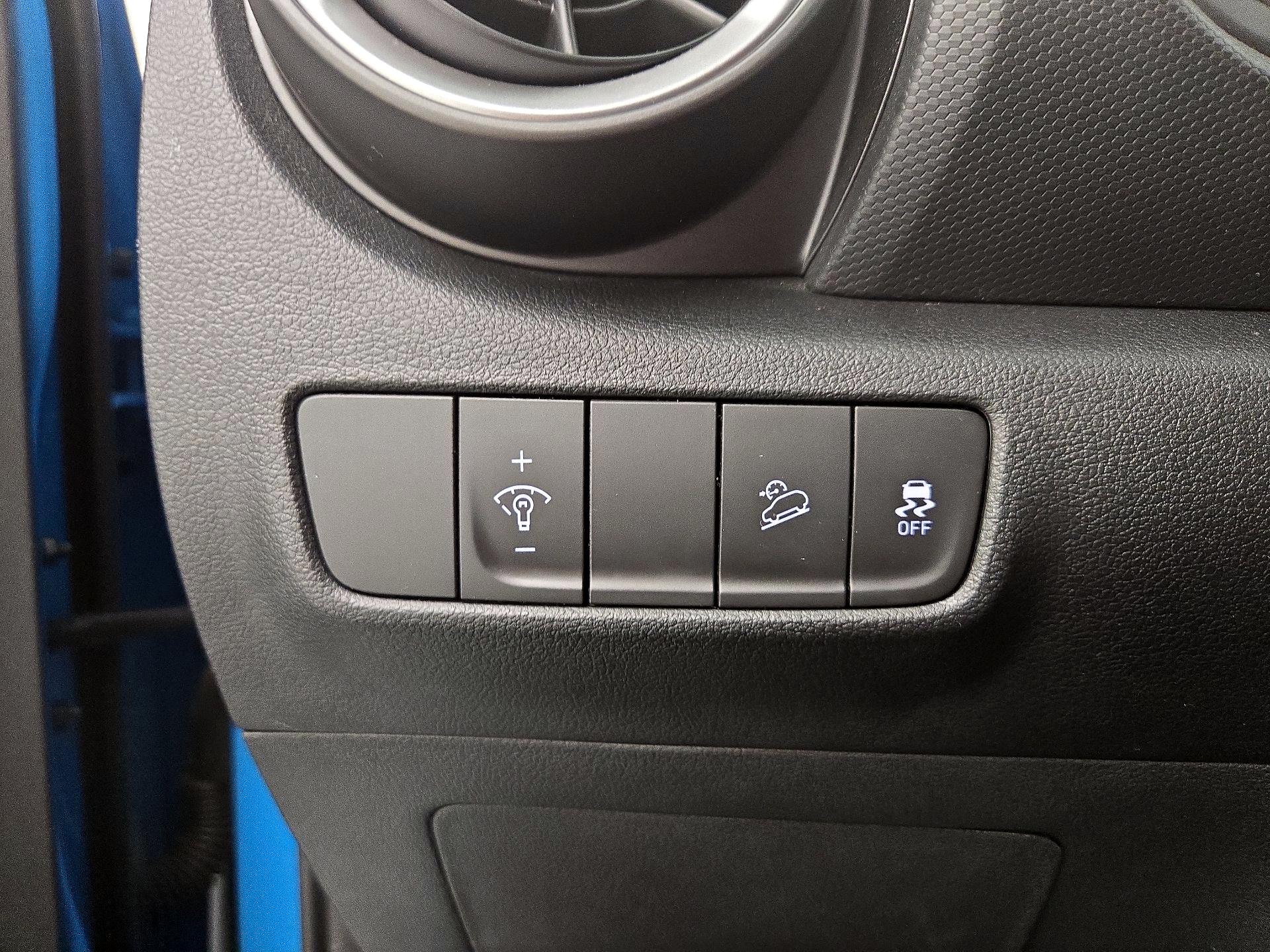 Thumbnail: 2023 Hyundai Kona - 13