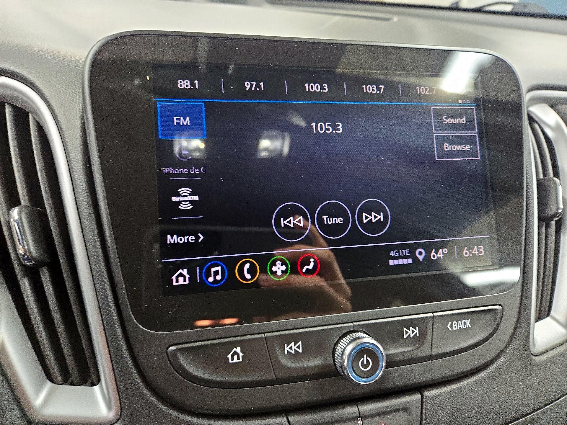 Thumbnail: 2023 Chevrolet Malibu - 14