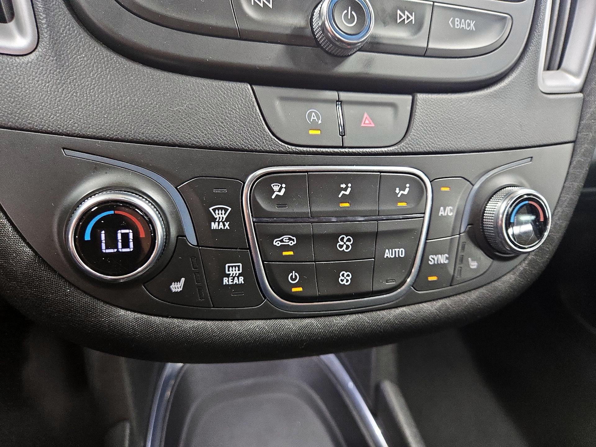 Thumbnail: 2023 Chevrolet Malibu - 15