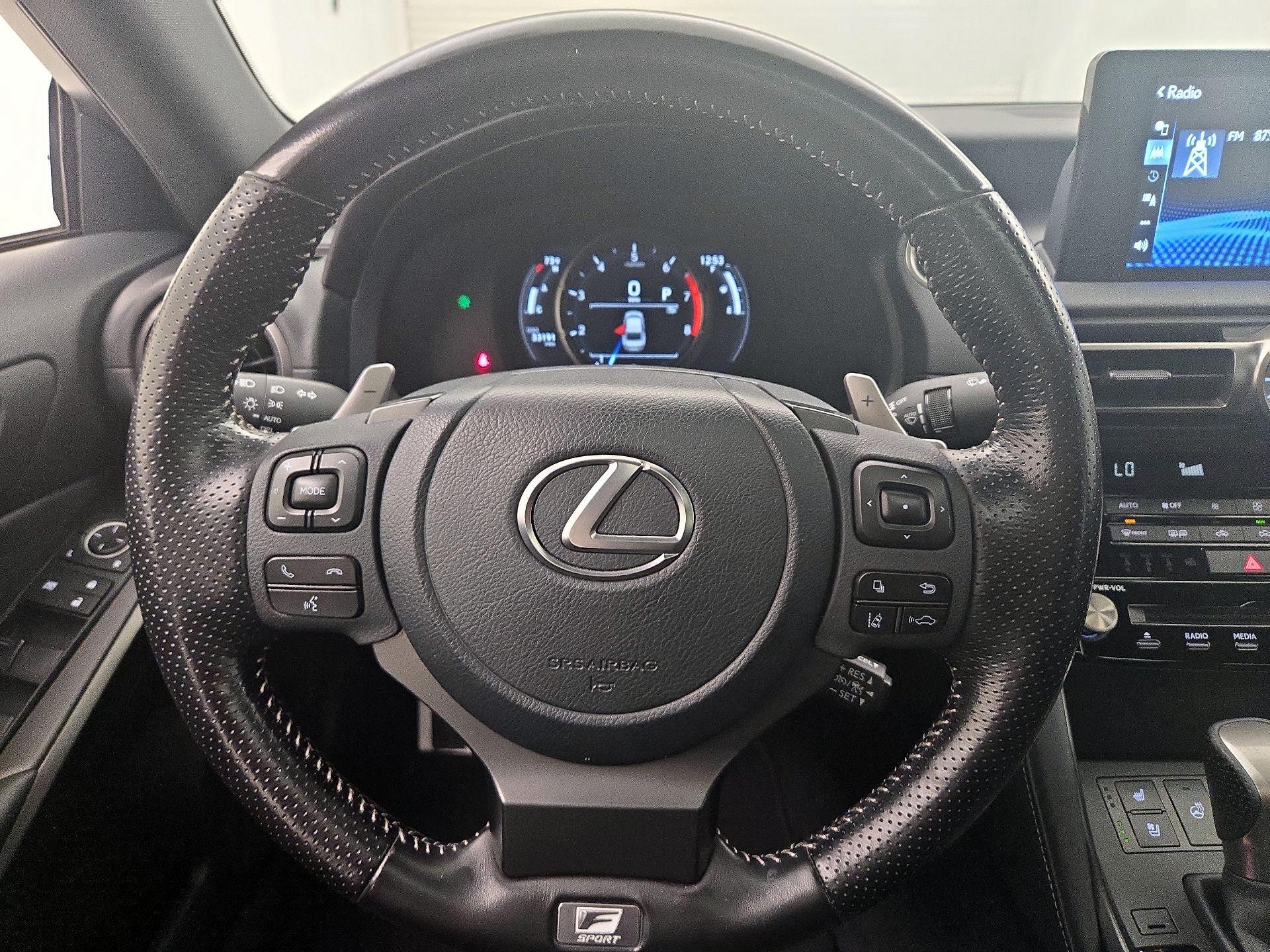 Thumbnail: 2021 Lexus IS - 10