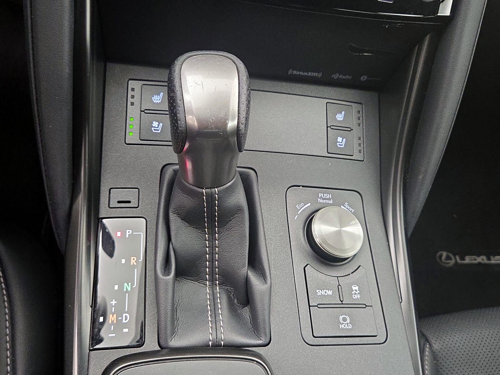 Thumbnail: 2021 Lexus IS - 17