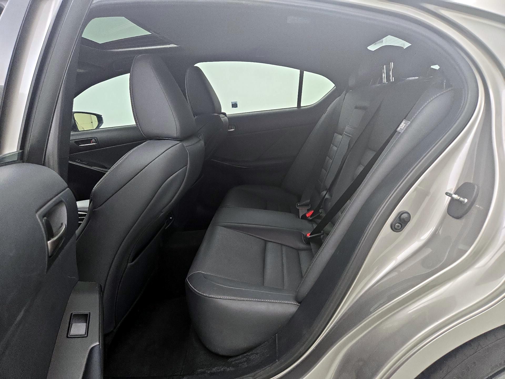 Thumbnail: 2021 Lexus IS - 20