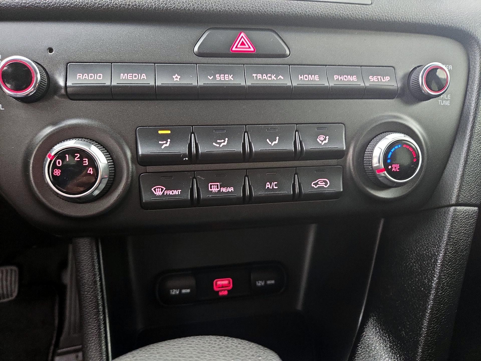 Thumbnail: 2022 Kia Sportage - 16