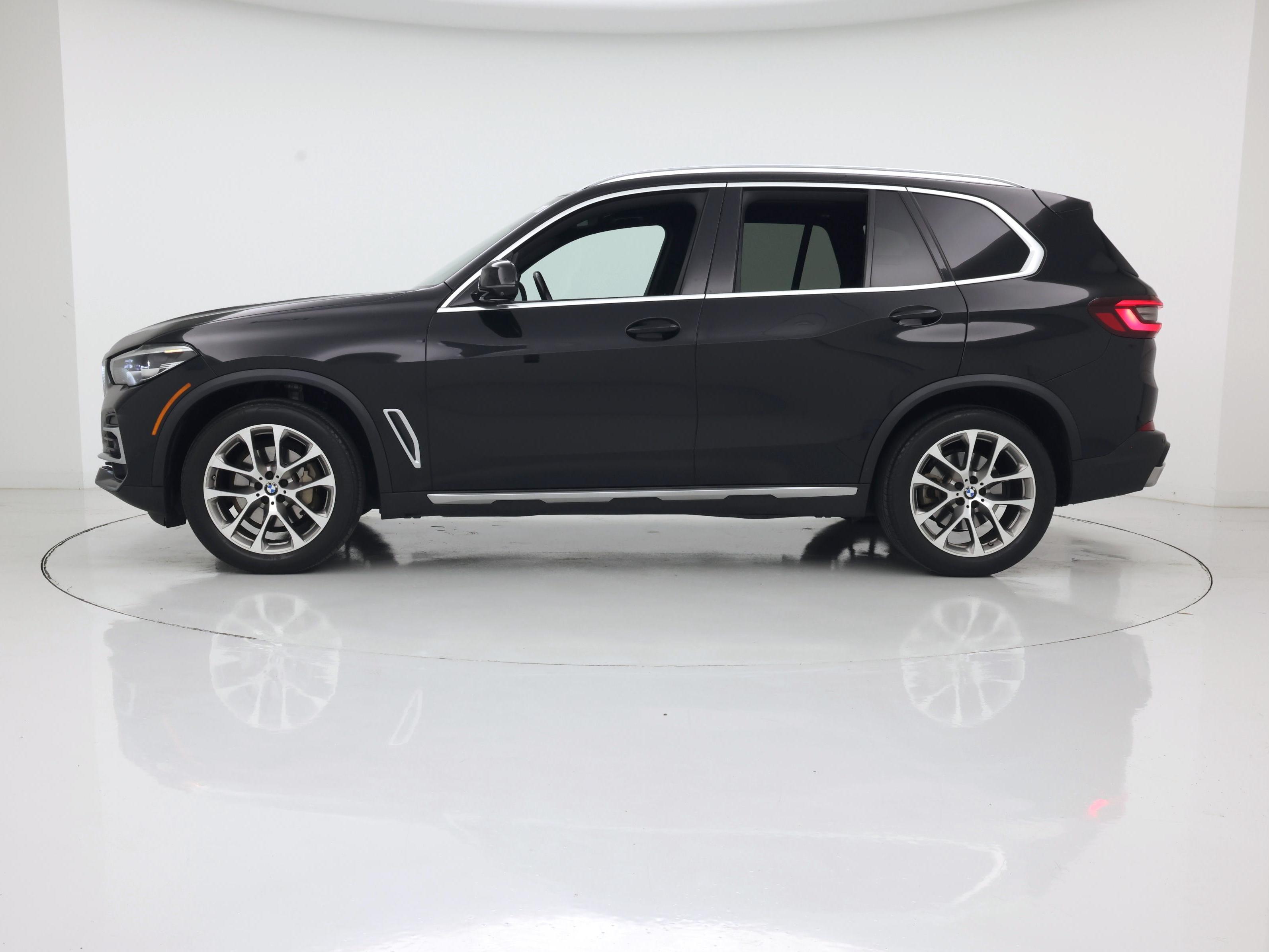 Thumbnail: 2022 BMW X5 - 3