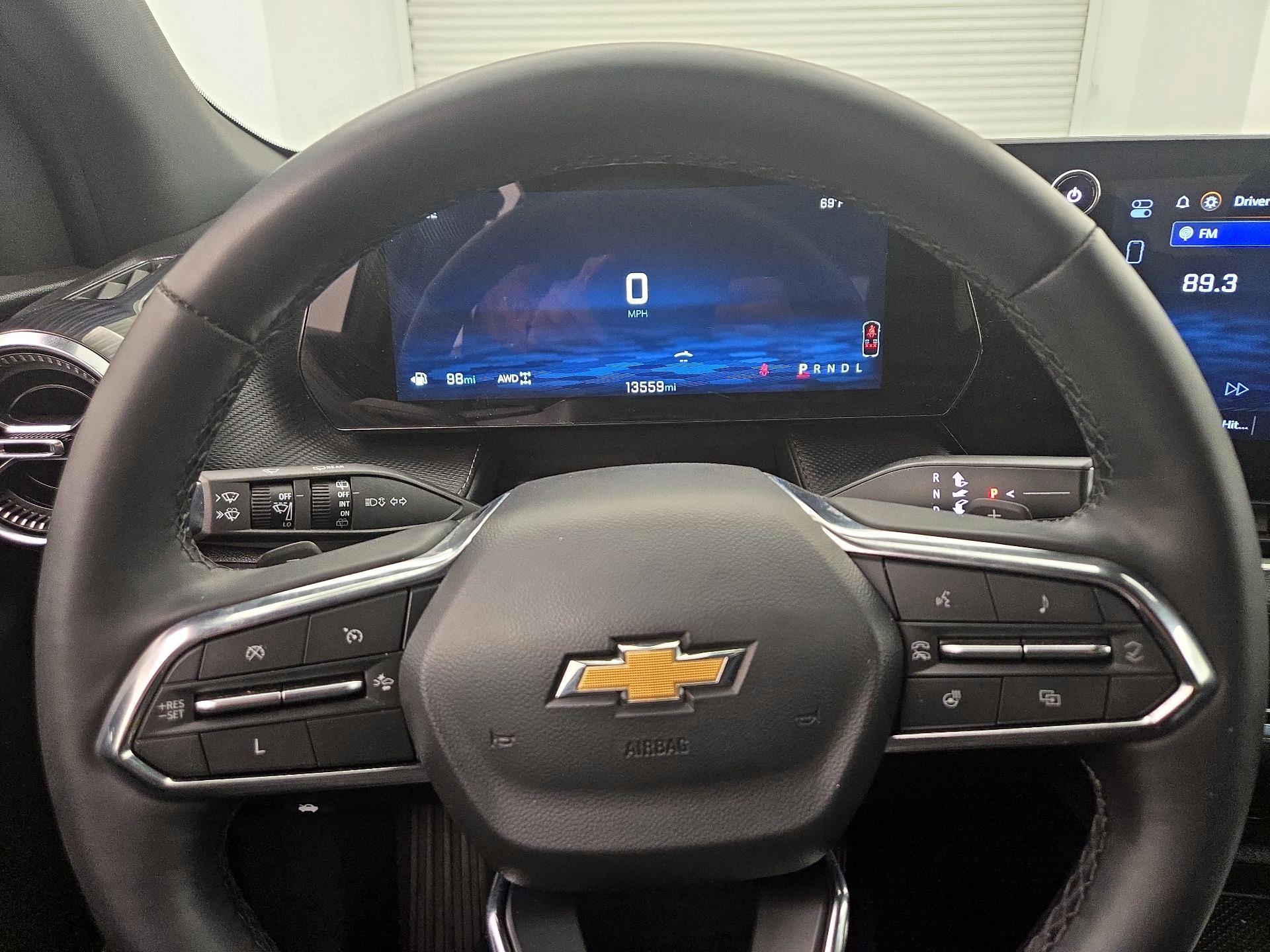 Thumbnail: 2025 Chevrolet Equinox - 10