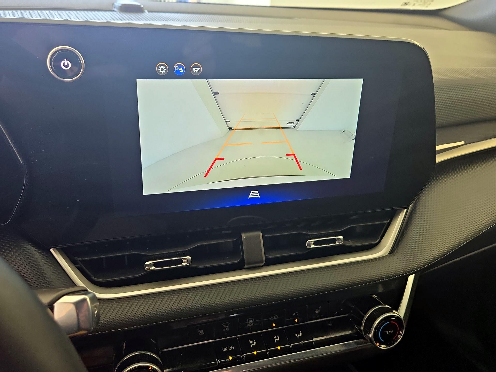 Thumbnail: 2025 Chevrolet Equinox - 15