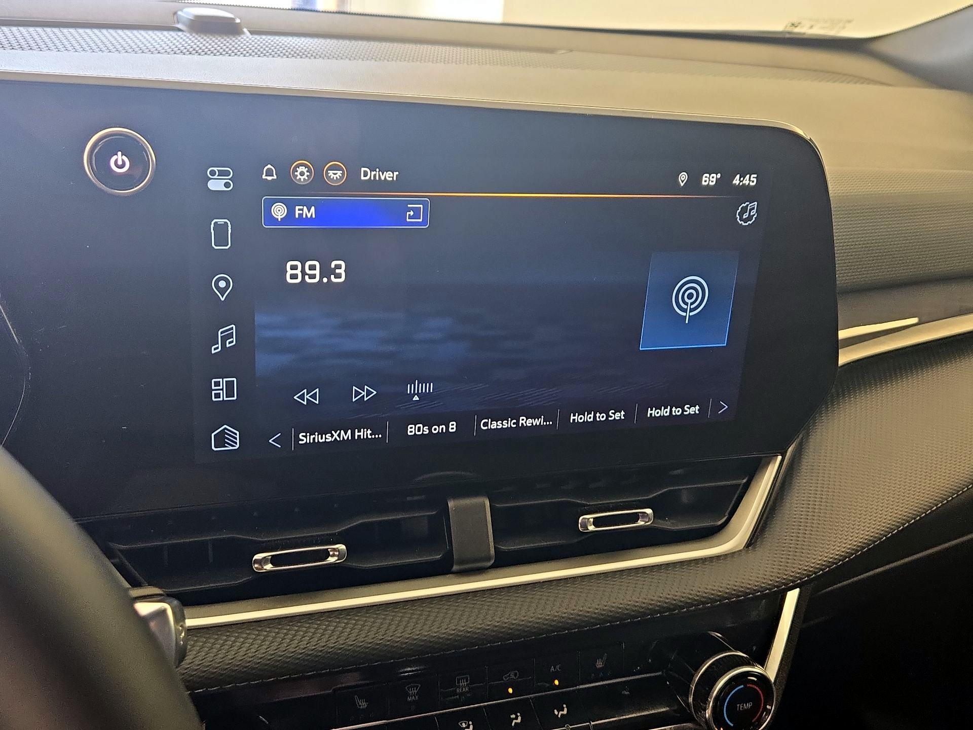 Thumbnail: 2025 Chevrolet Equinox - 16