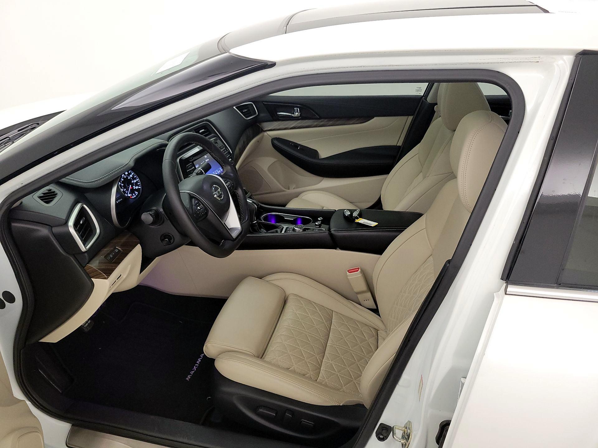Thumbnail: 2016 Nissan Maxima - 11