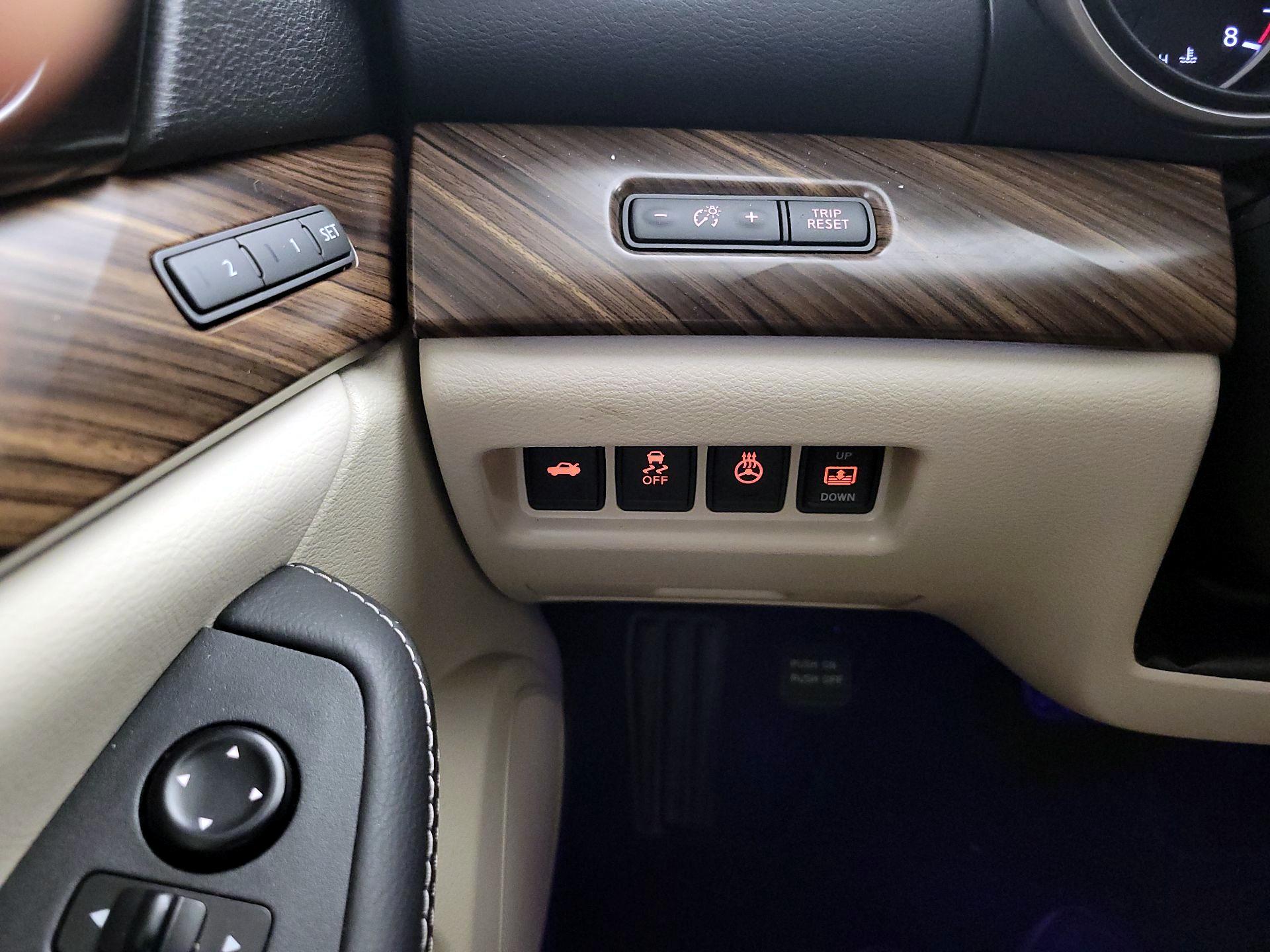 Thumbnail: 2016 Nissan Maxima - 13