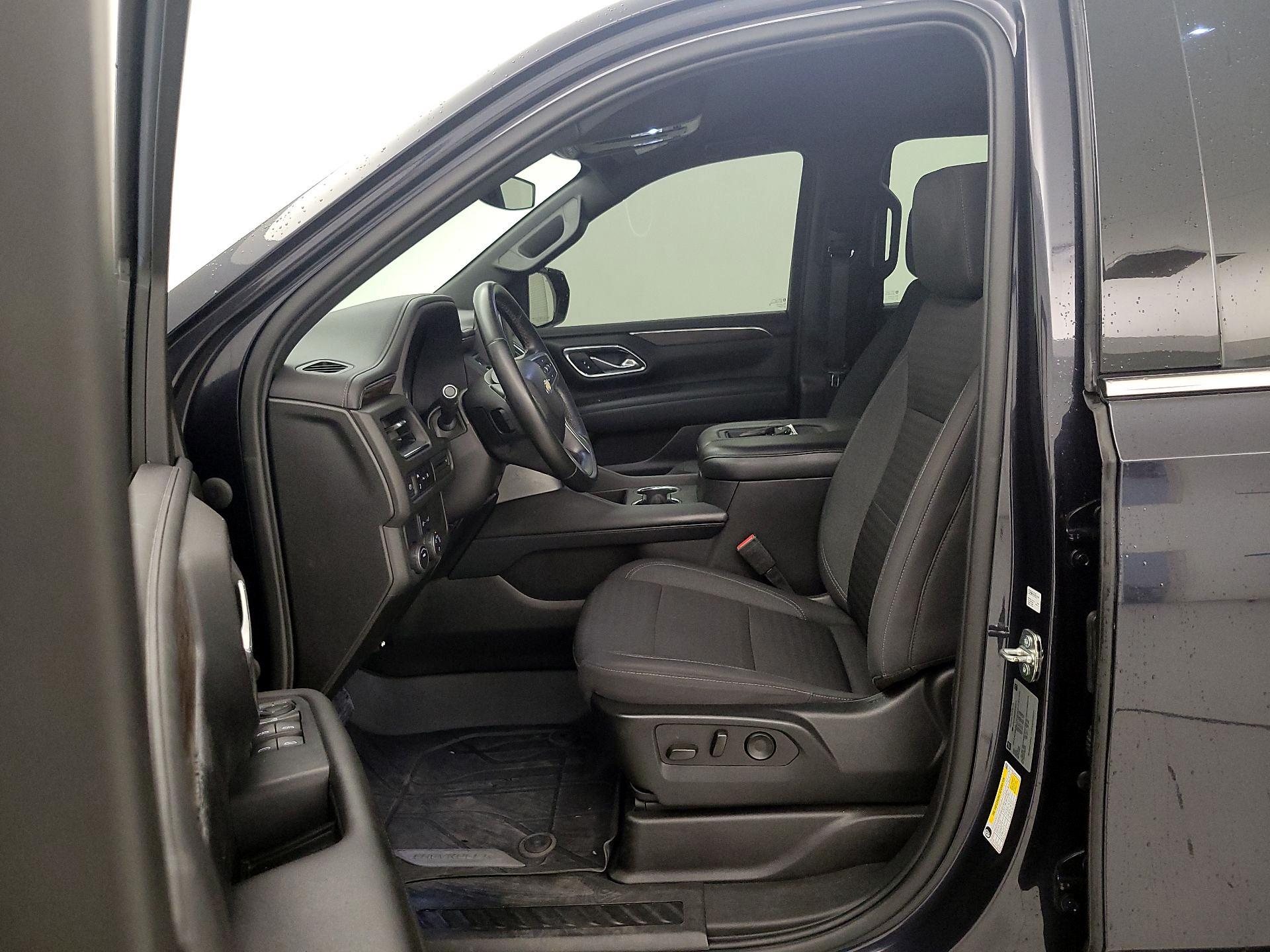 Thumbnail: 2023 Chevrolet Tahoe - 11