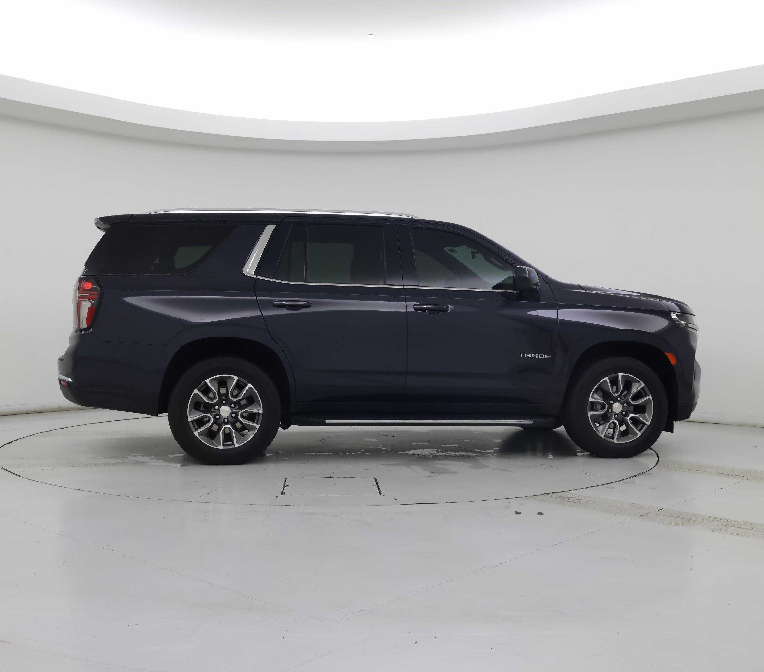 Thumbnail: 2023 Chevrolet Tahoe - 7