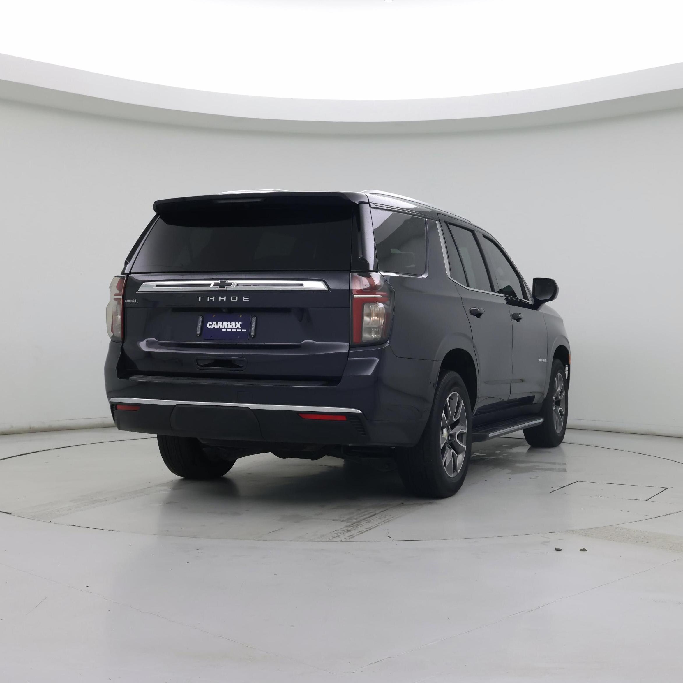 Thumbnail: 2023 Chevrolet Tahoe - 8