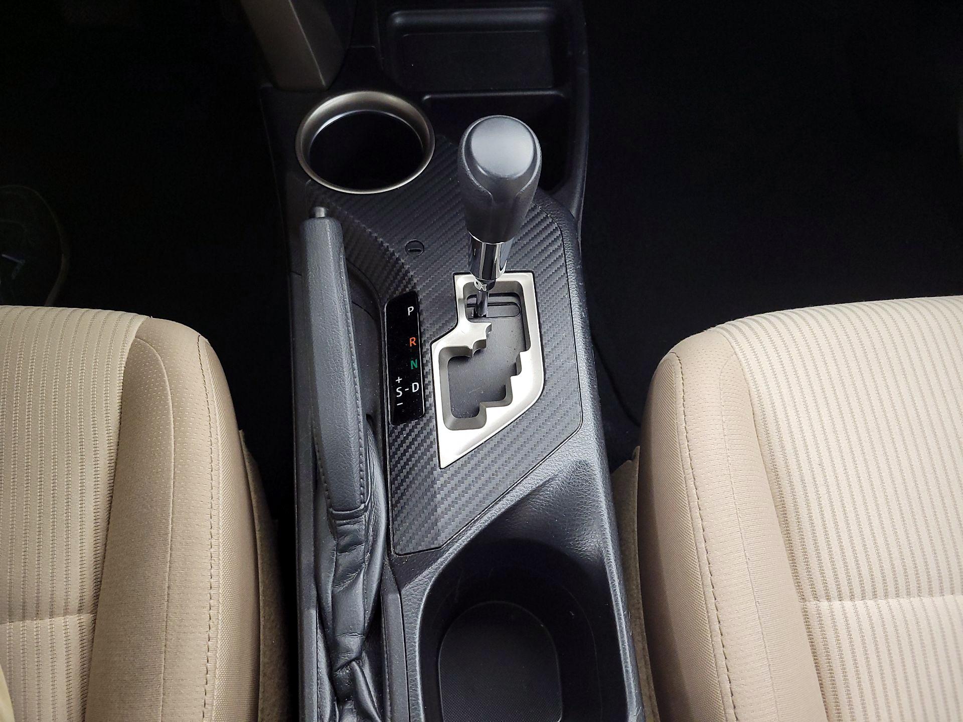 Thumbnail: 2014 Toyota RAV4 - 17