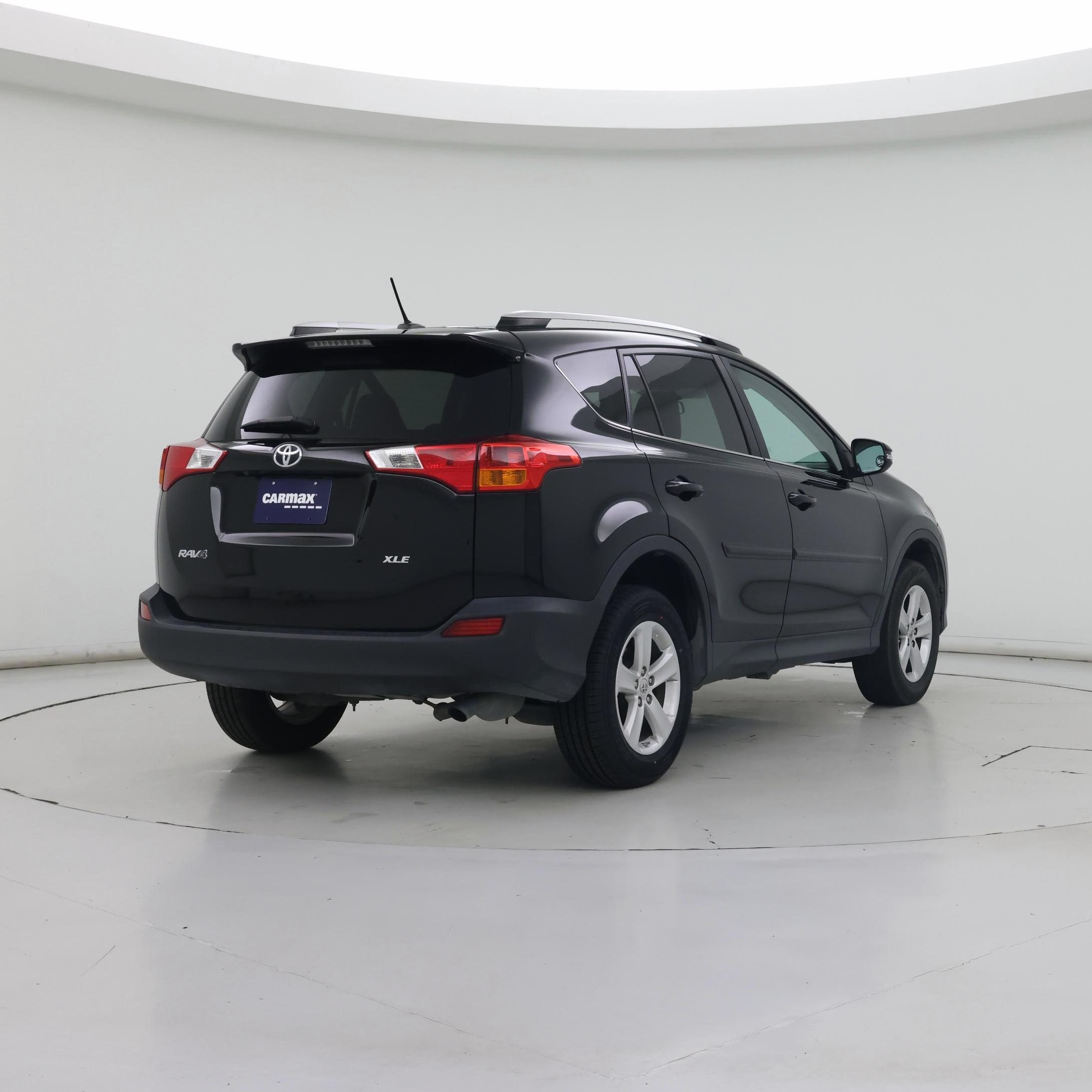 Thumbnail: 2014 Toyota RAV4 - 8