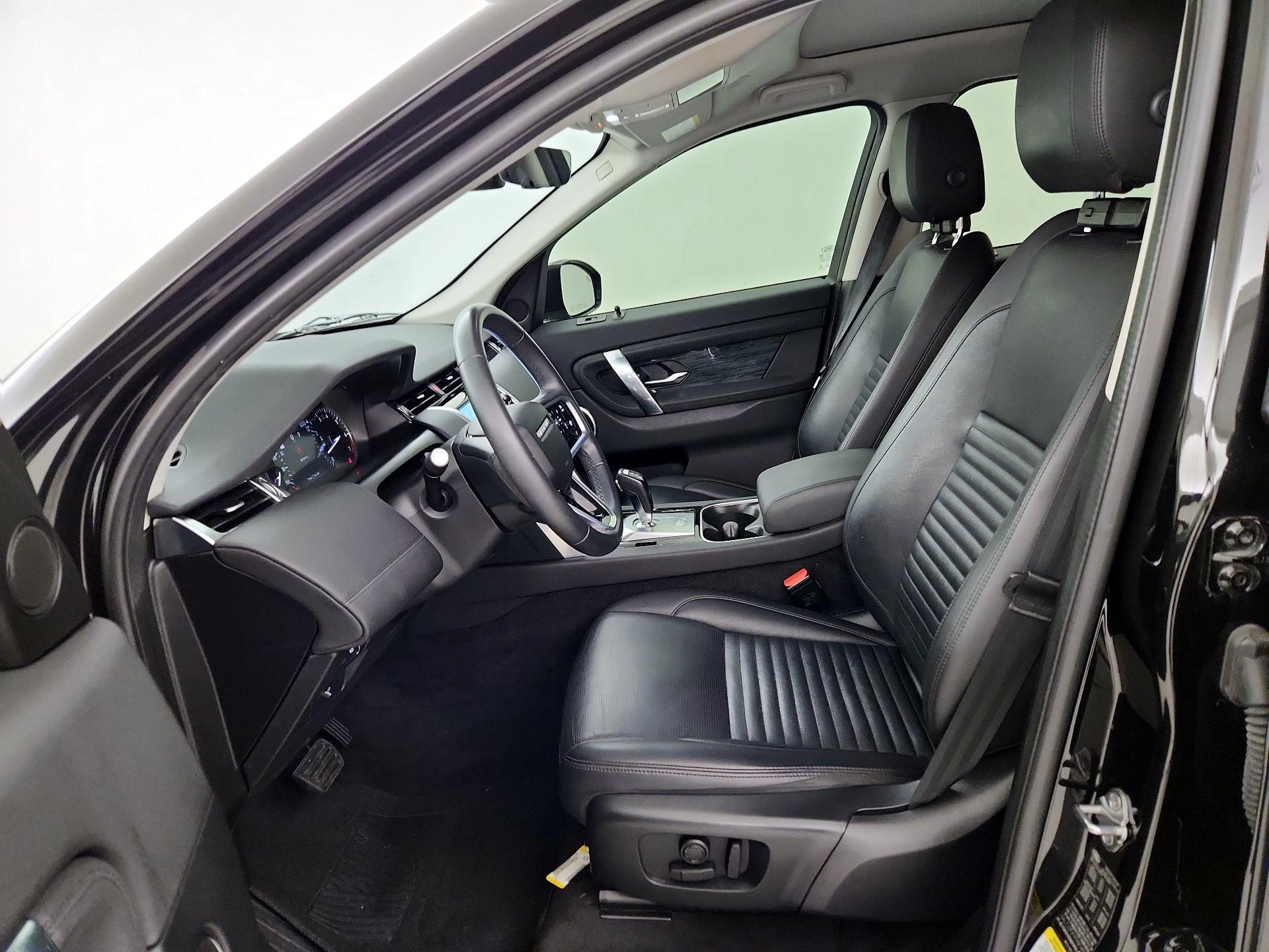 Thumbnail: 2023 Land Rover Discovery Sport - 11