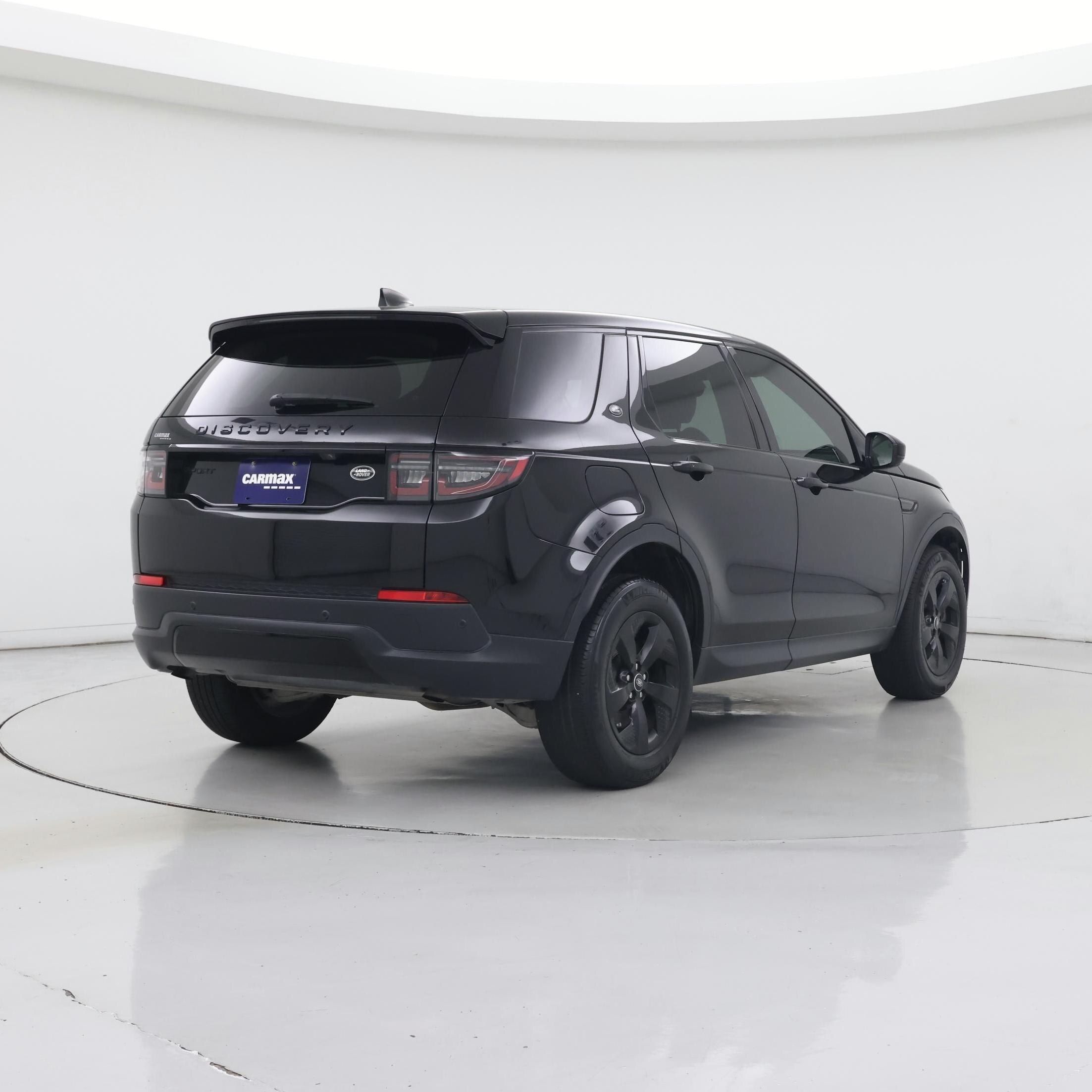 Thumbnail: 2023 Land Rover Discovery Sport - 8