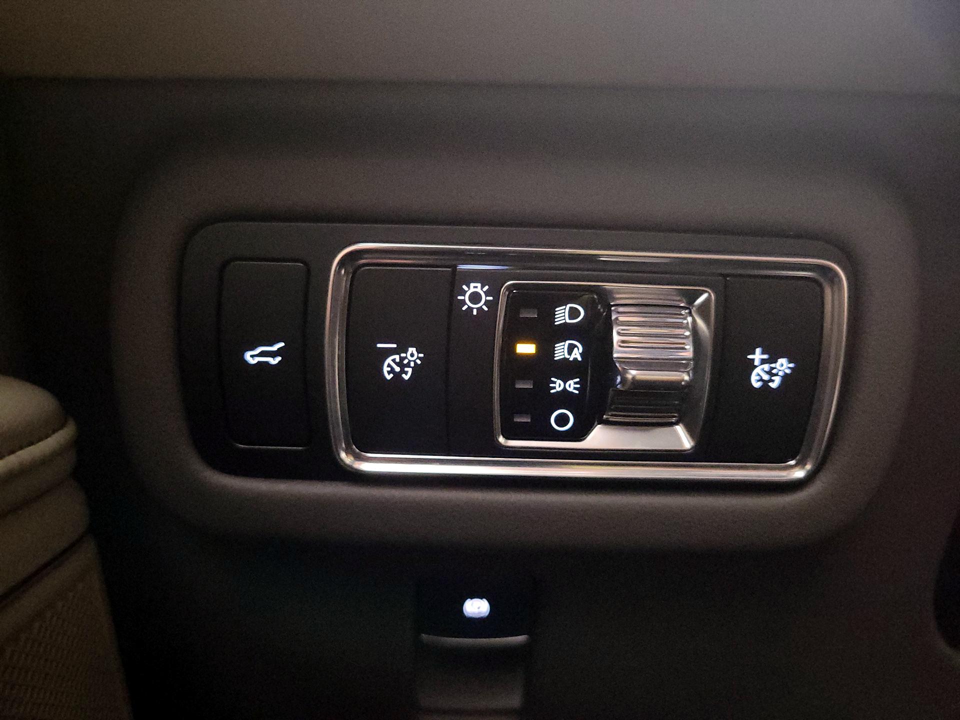 Thumbnail: 2025 Lincoln Nautilus - 13