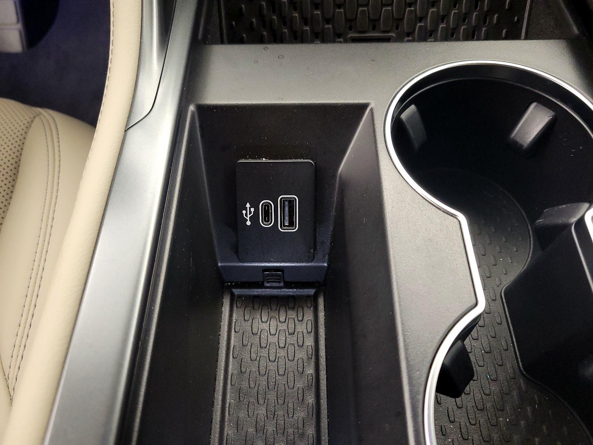 Thumbnail: 2025 Lincoln Nautilus - 18