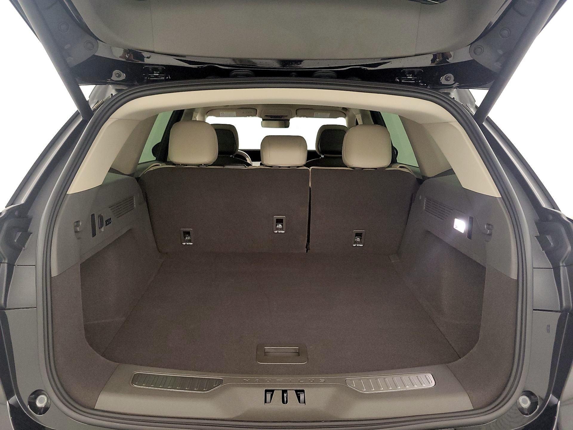 Thumbnail: 2025 Lincoln Nautilus - 20