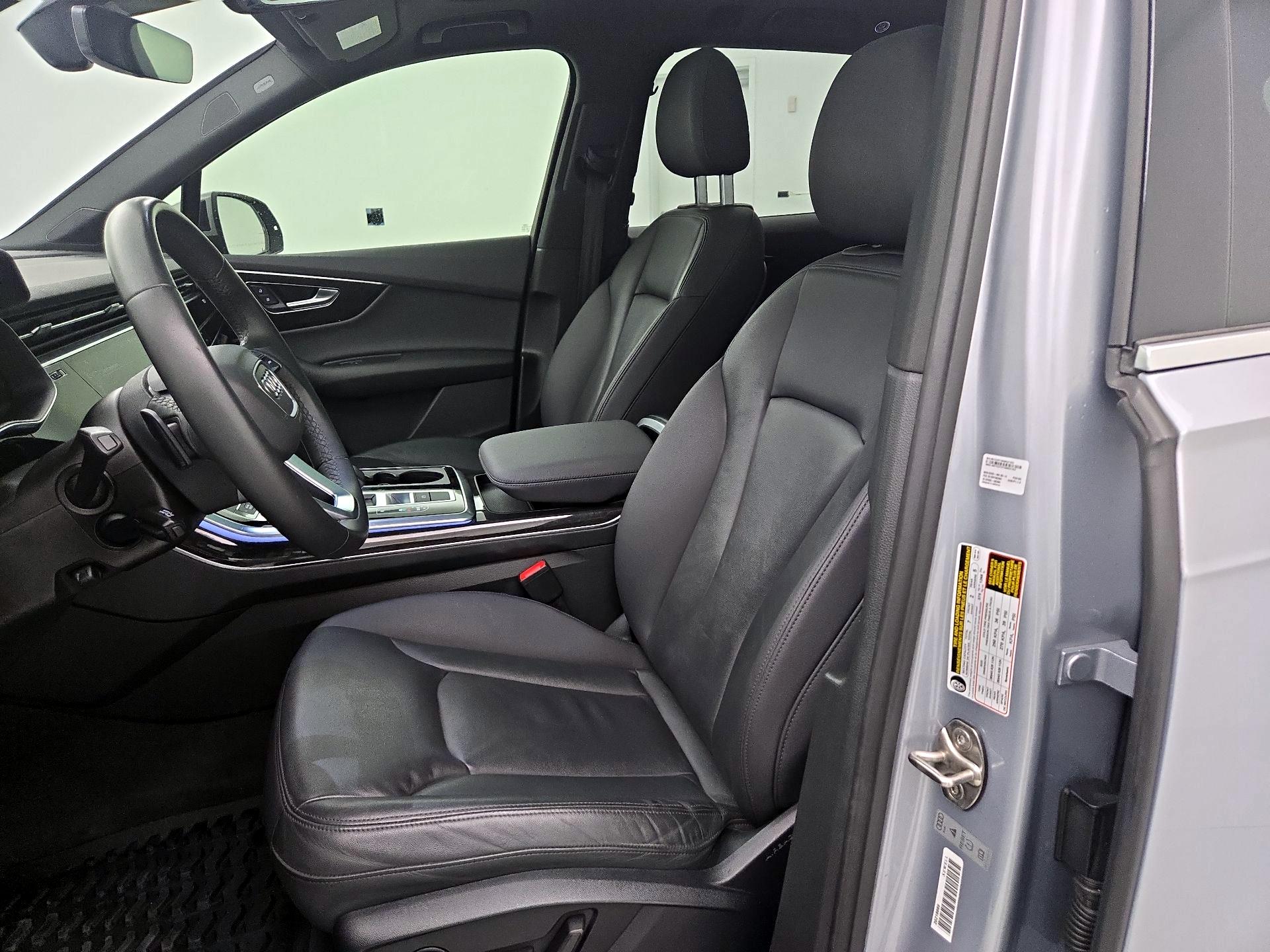 Thumbnail: 2022 Audi Q7 - 11