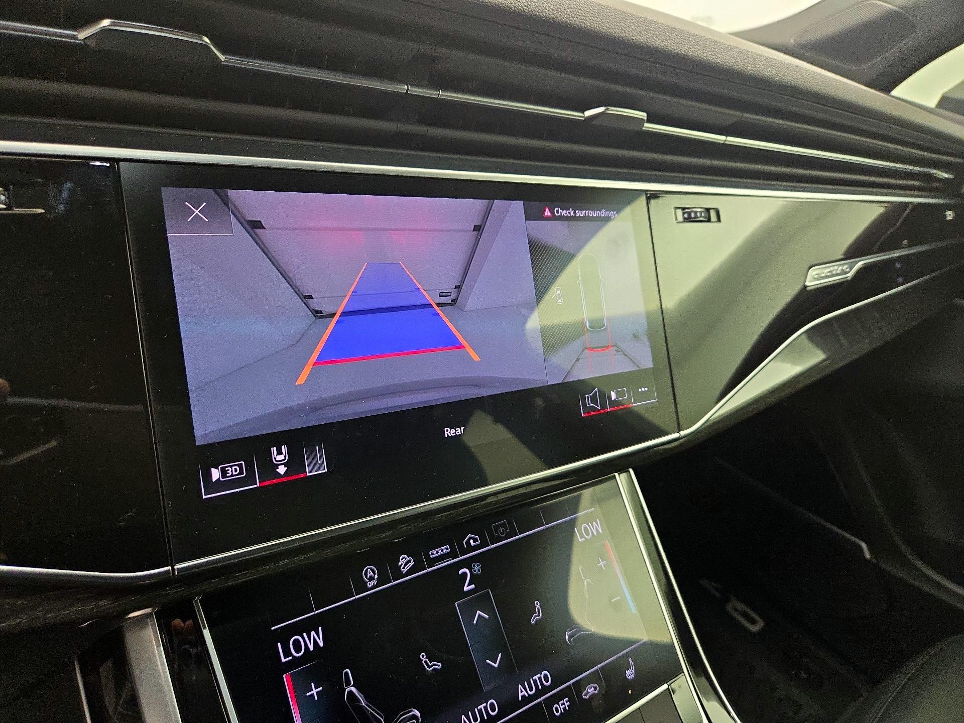 Thumbnail: 2022 Audi Q7 - 14