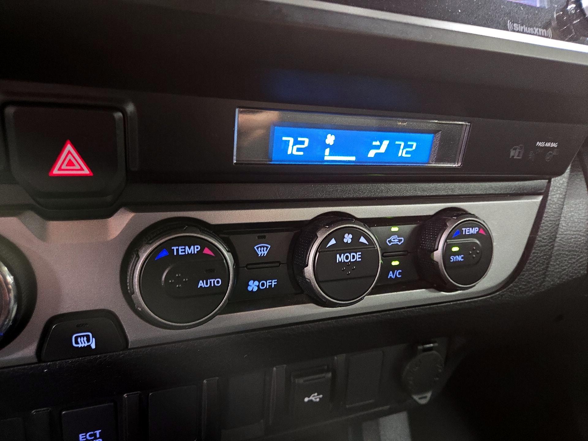 Thumbnail: 2023 Toyota Tacoma - 15