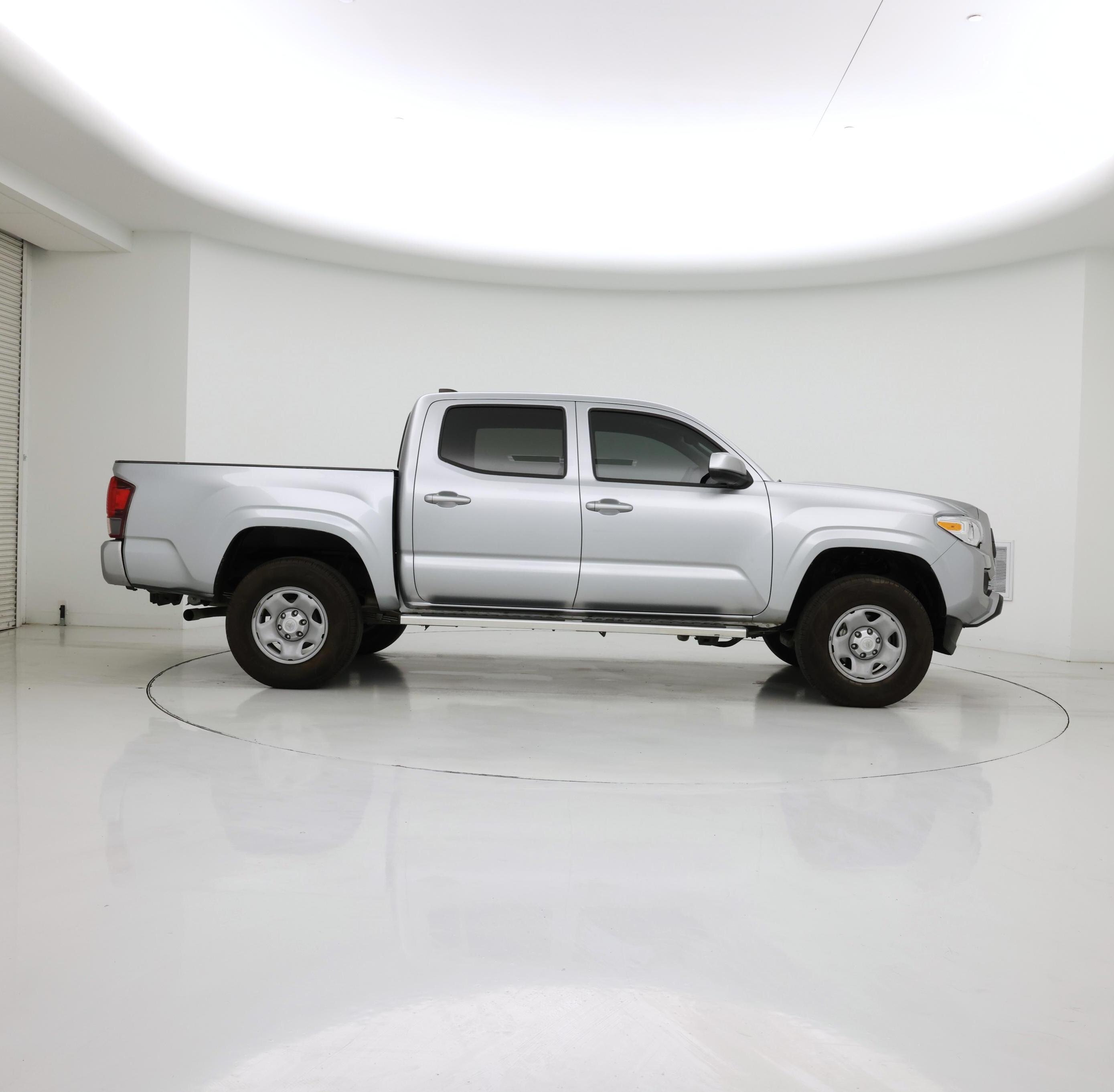 Thumbnail: 2023 Toyota Tacoma - 7