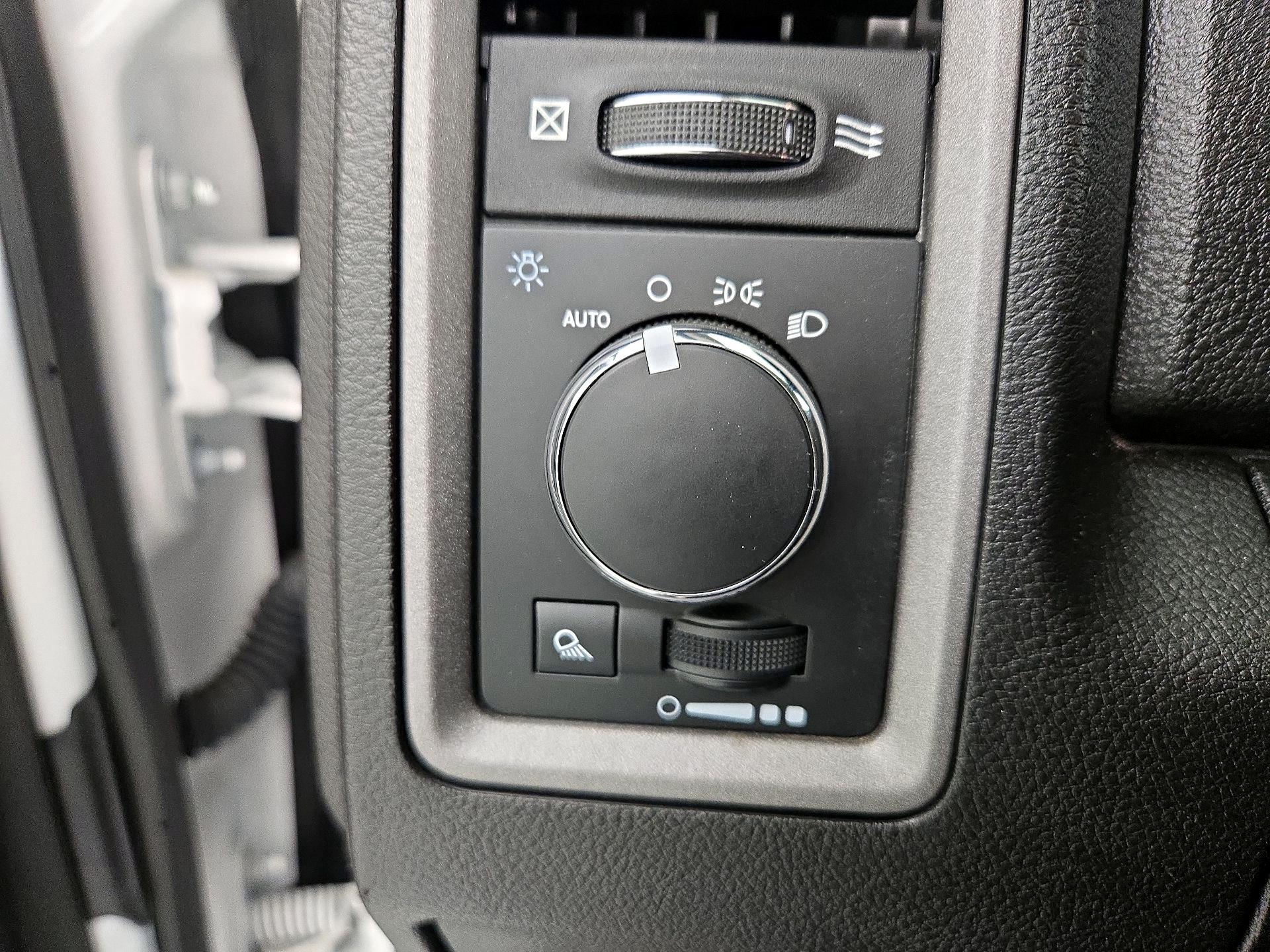 Thumbnail: 2023 RAM 1500 Classic - 13