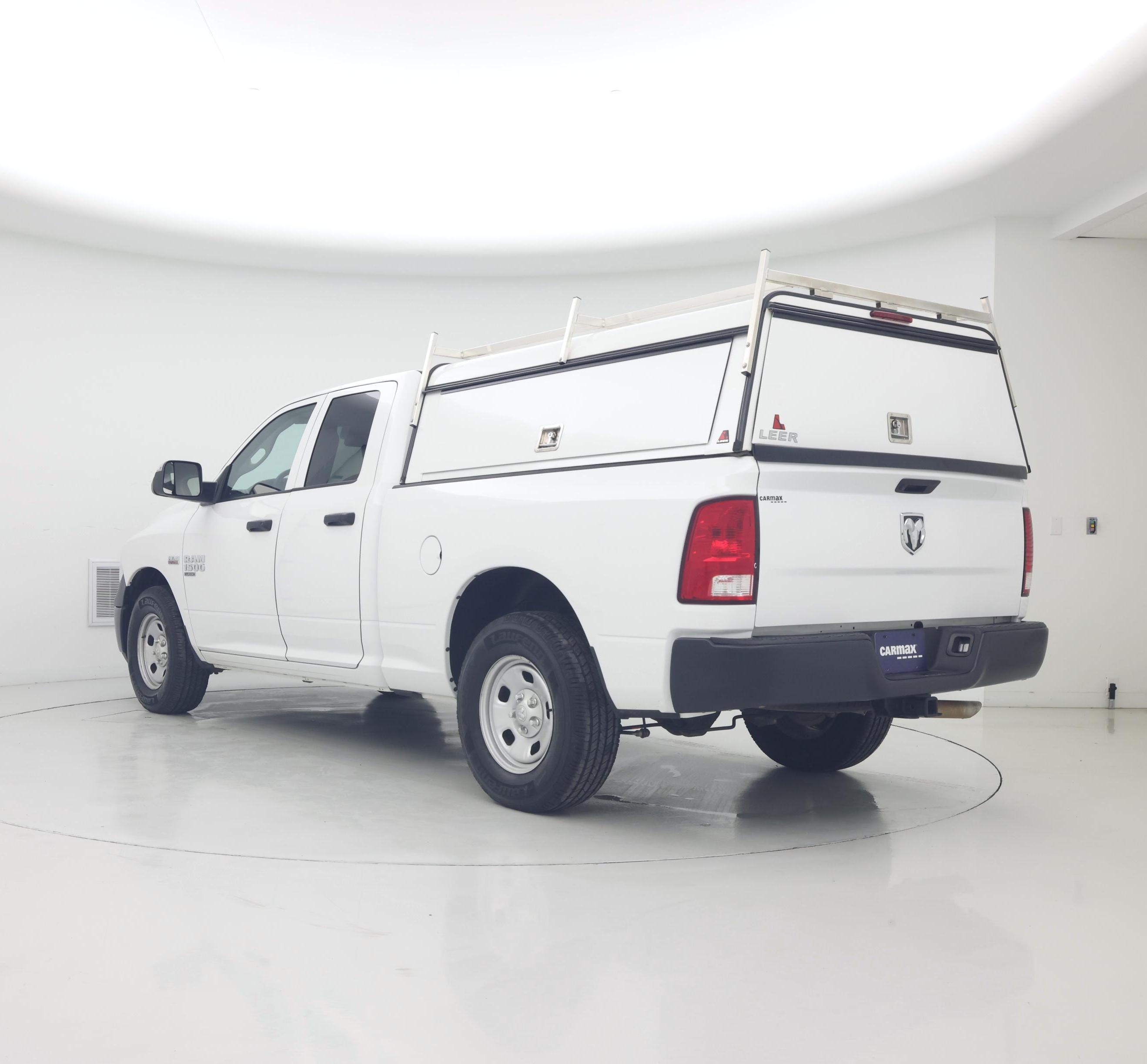 Thumbnail: 2023 RAM 1500 Classic - 2