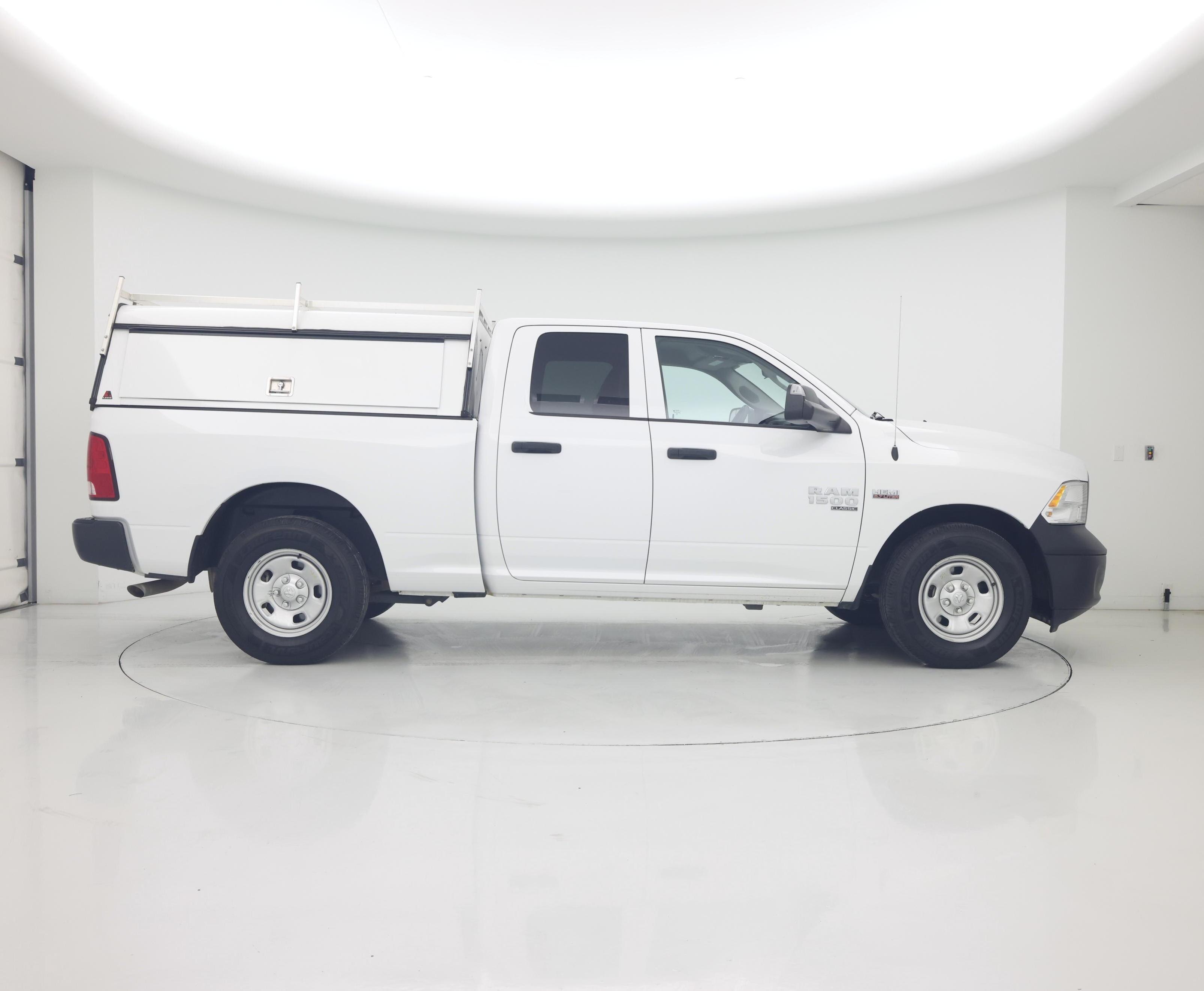 Thumbnail: 2023 RAM 1500 Classic - 7