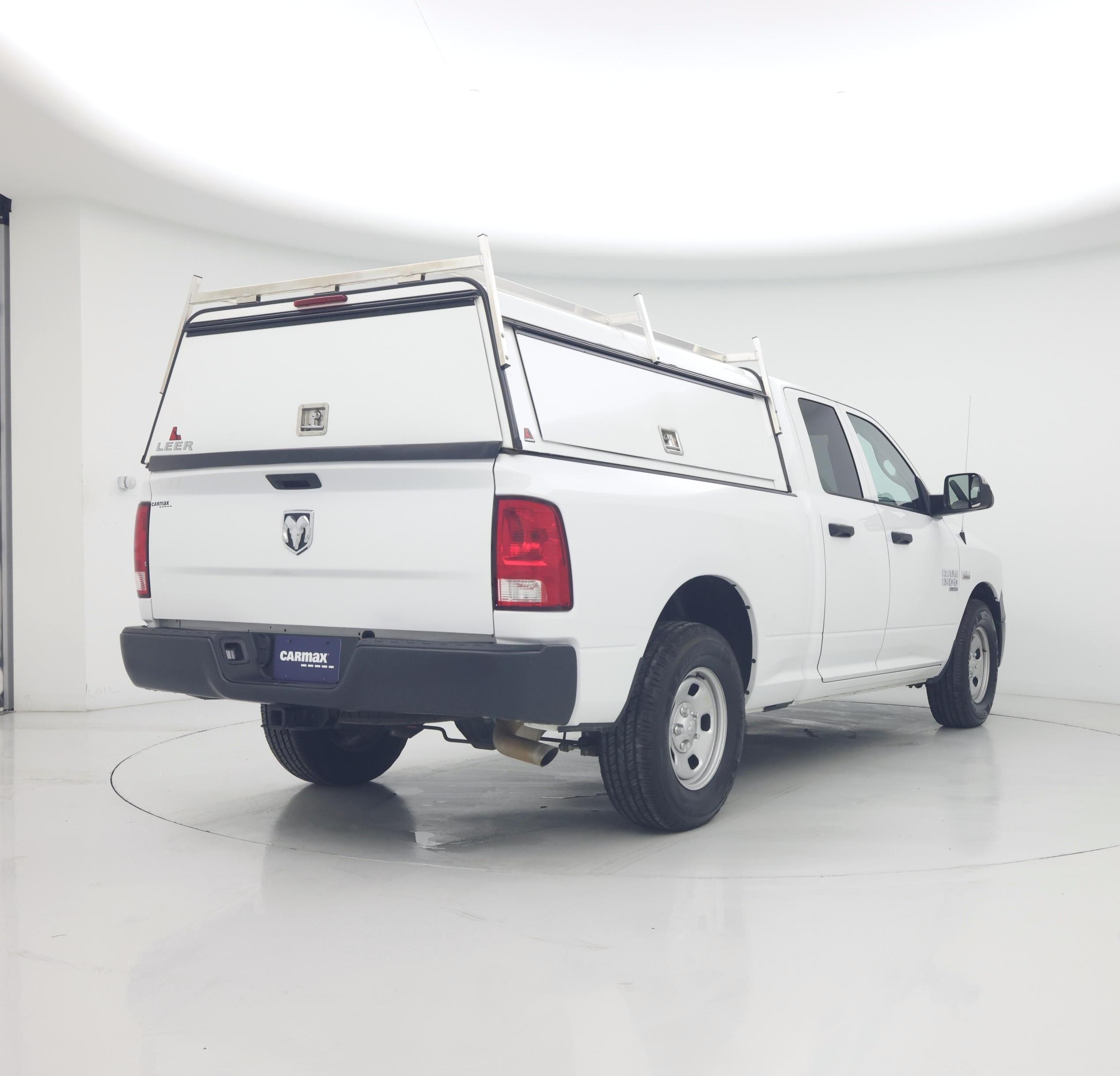 Thumbnail: 2023 RAM 1500 Classic - 8