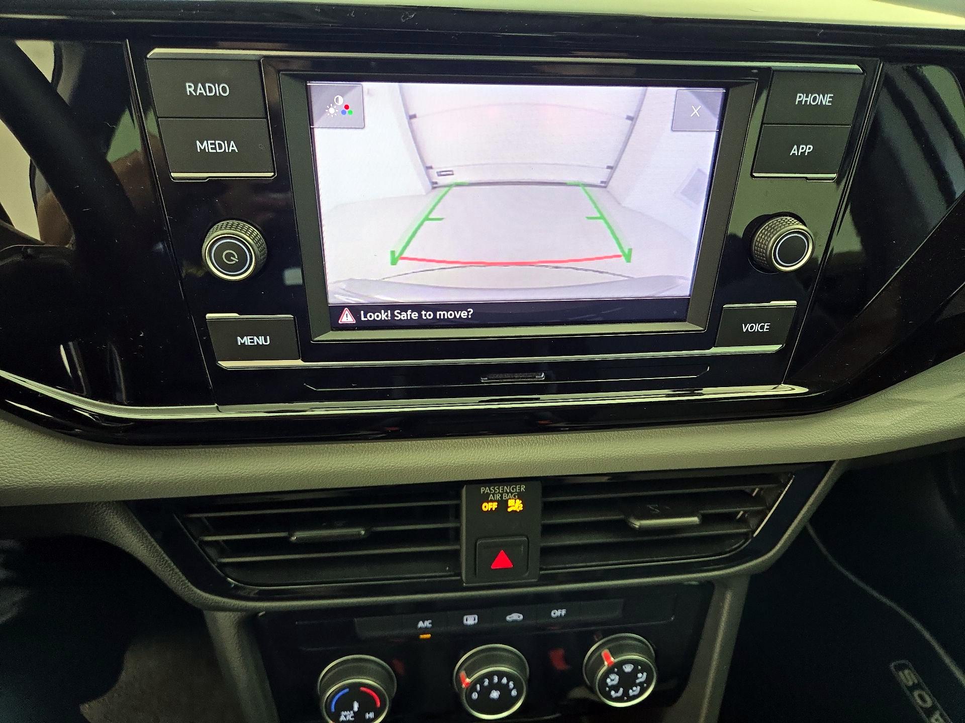 Thumbnail: 2023 Volkswagen Taos - 14