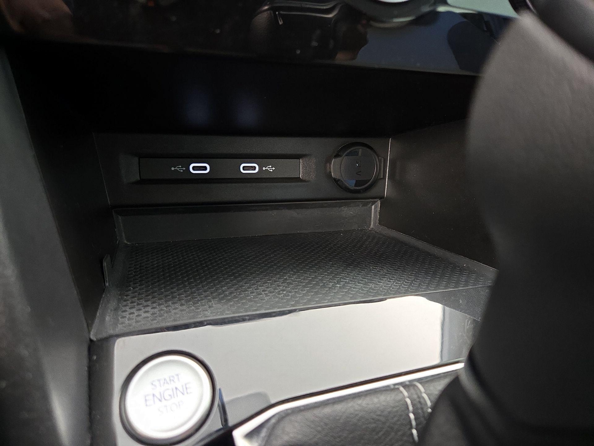 Thumbnail: 2023 Volkswagen Taos - 18