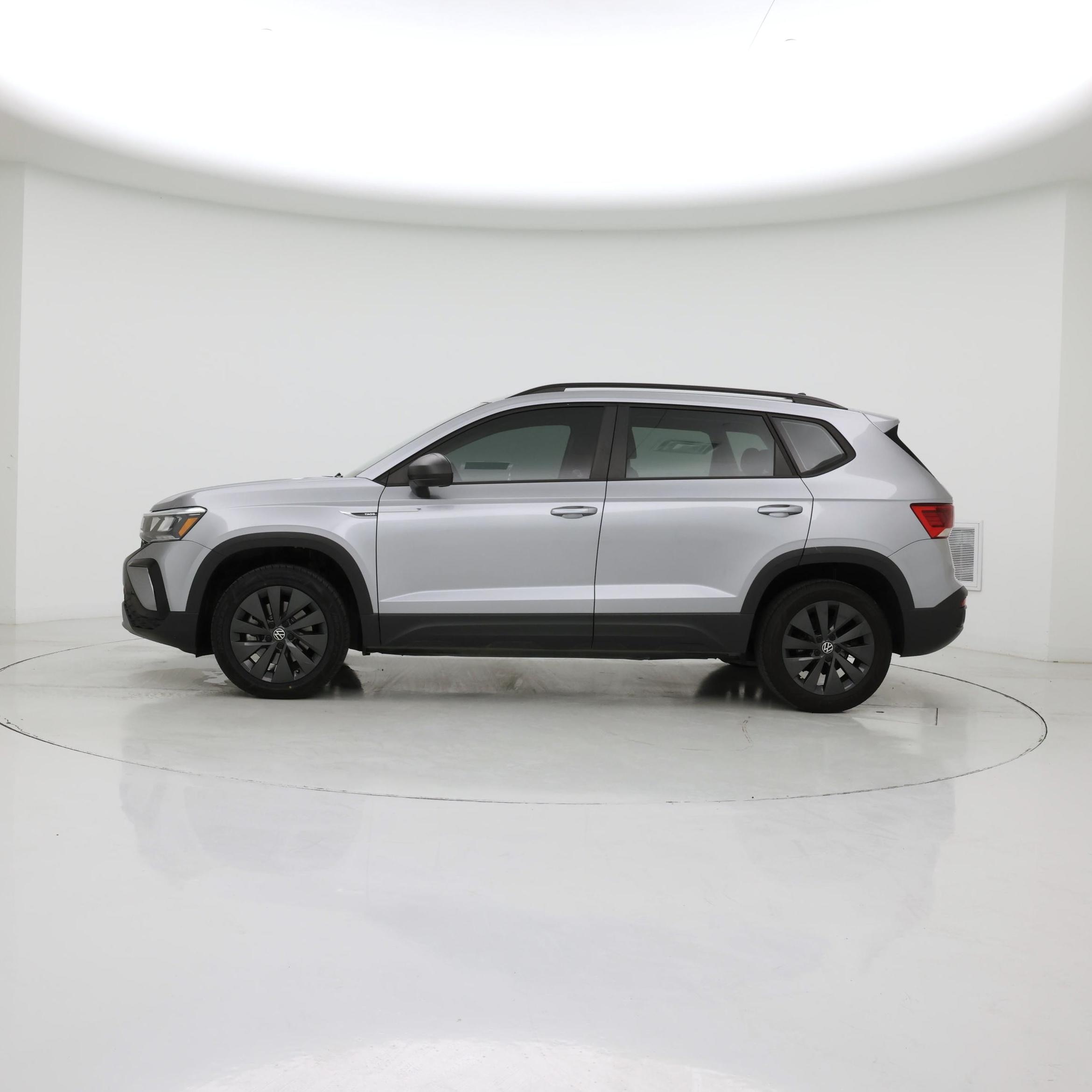 Thumbnail: 2023 Volkswagen Taos - 3