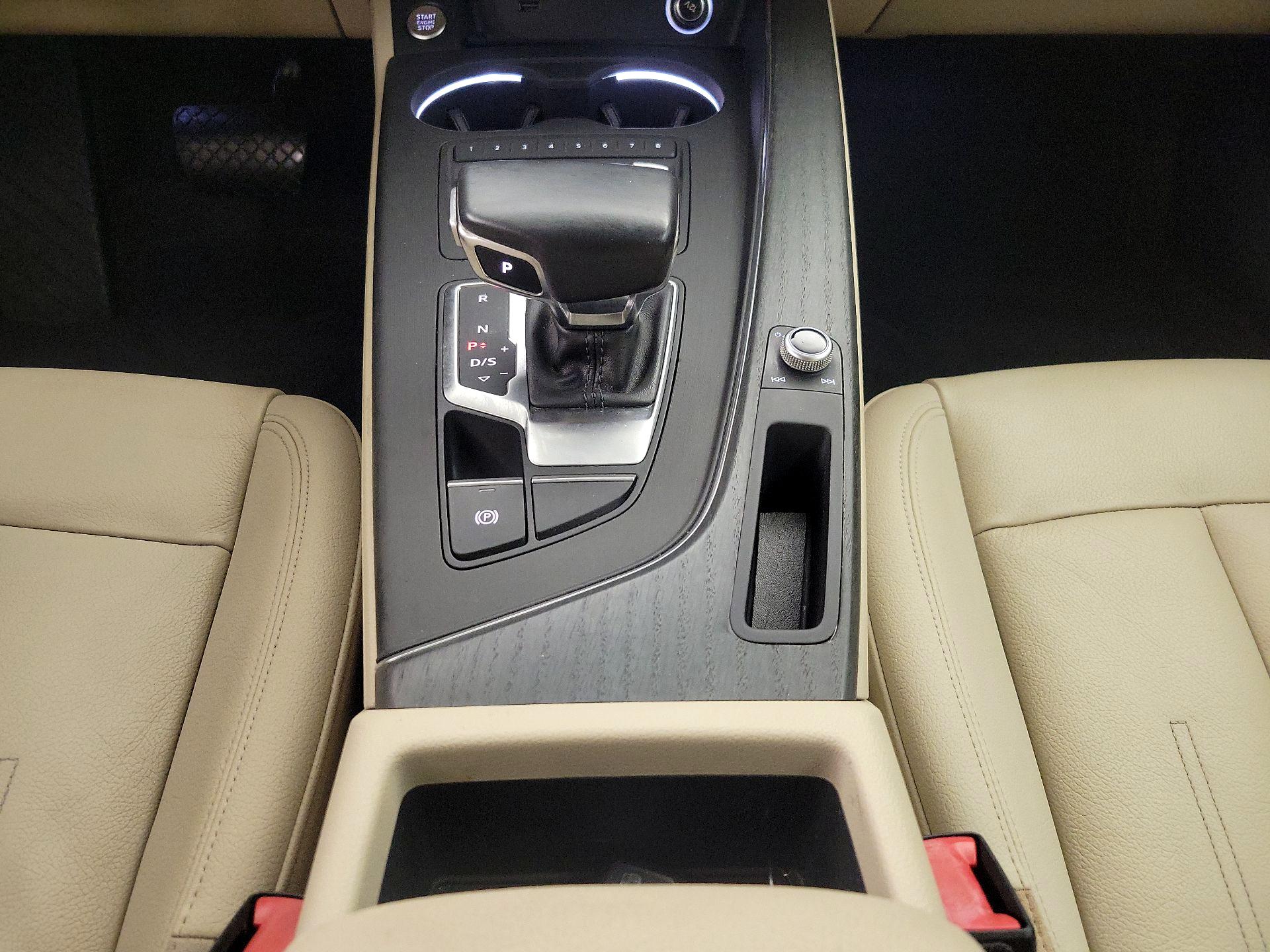 Thumbnail: 2018 Audi A4 - 17