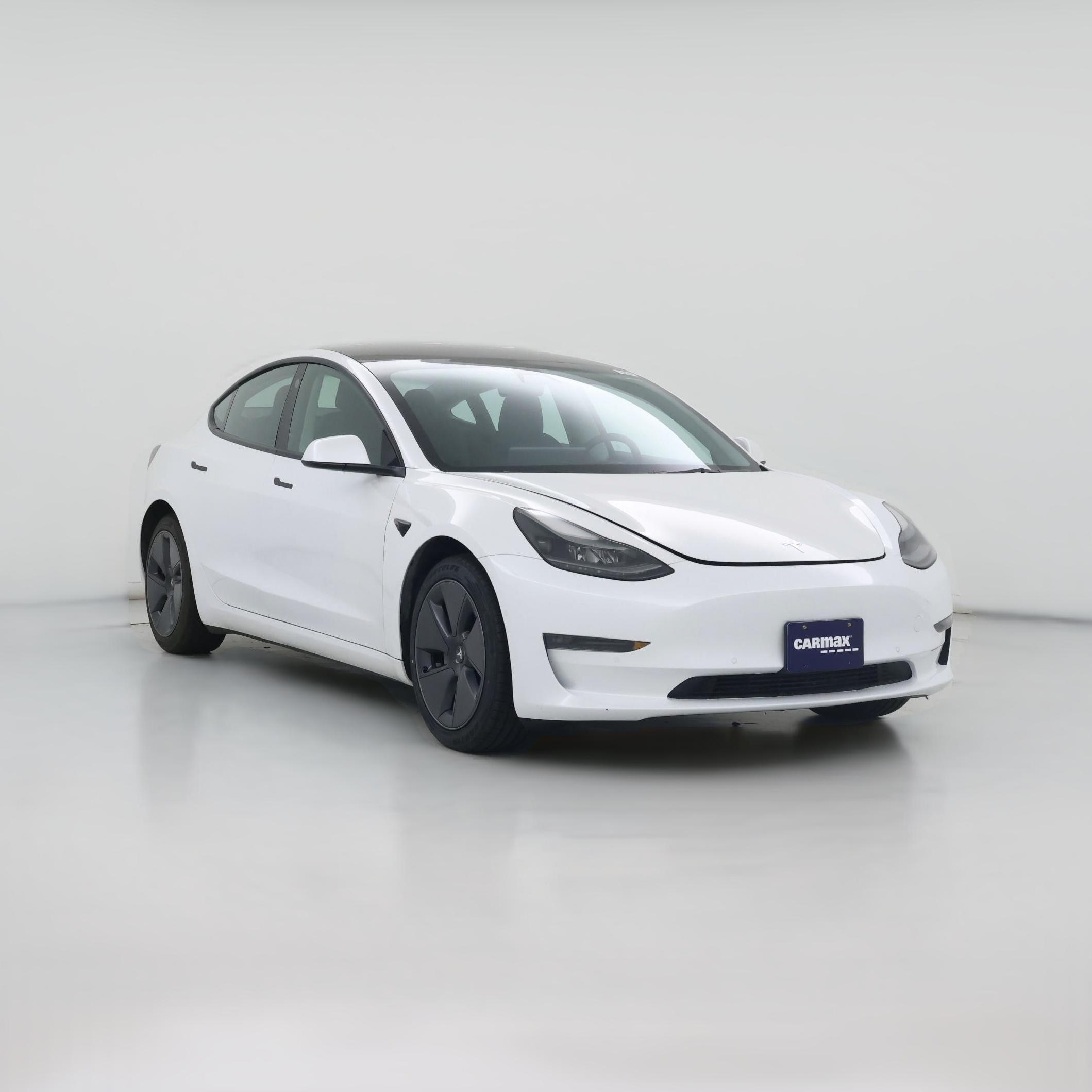 Thumbnail: 2022 Tesla Model 3 - 1